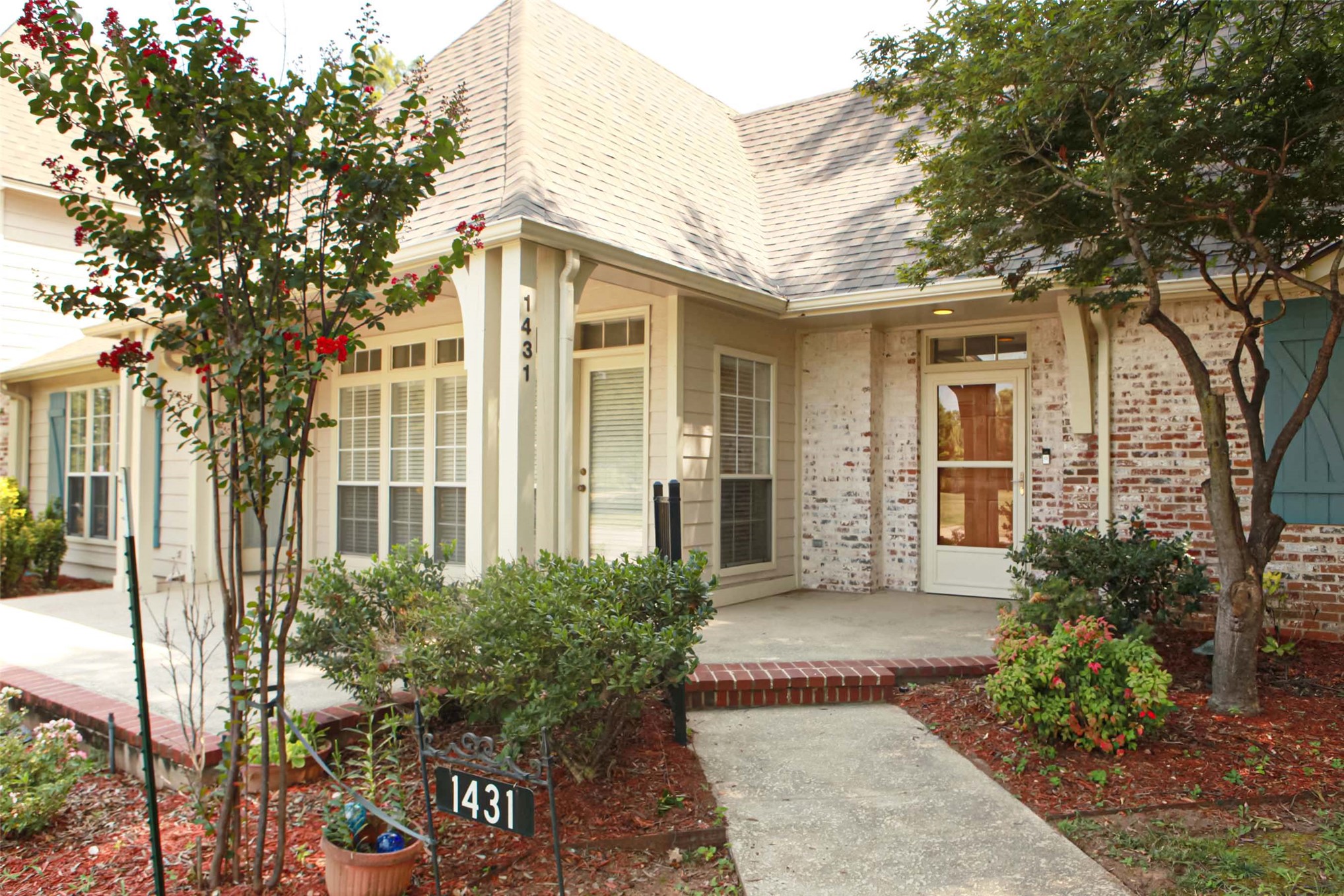 1431 S Newport Avenue Tulsa OK 74120
