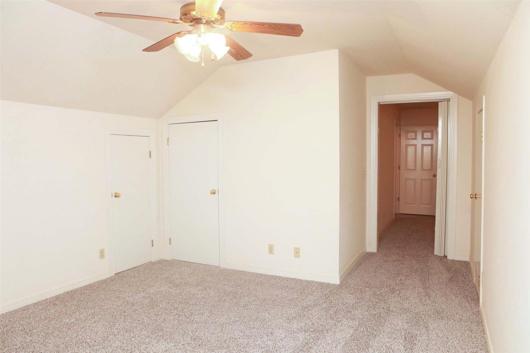 1431 S Newport Avenue Tulsa OK 74120