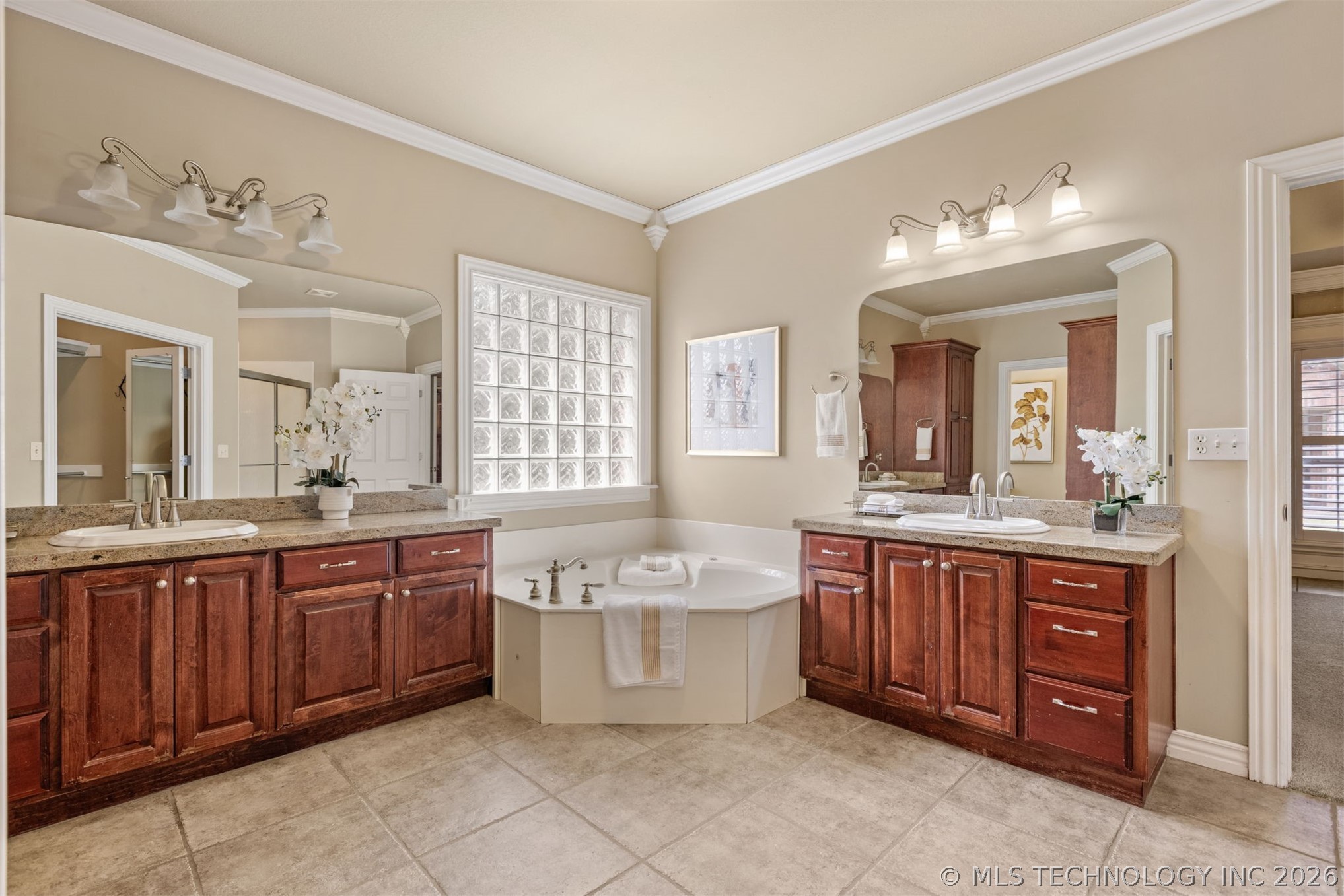 612 S Tallchief Court Skiatook OK 74070