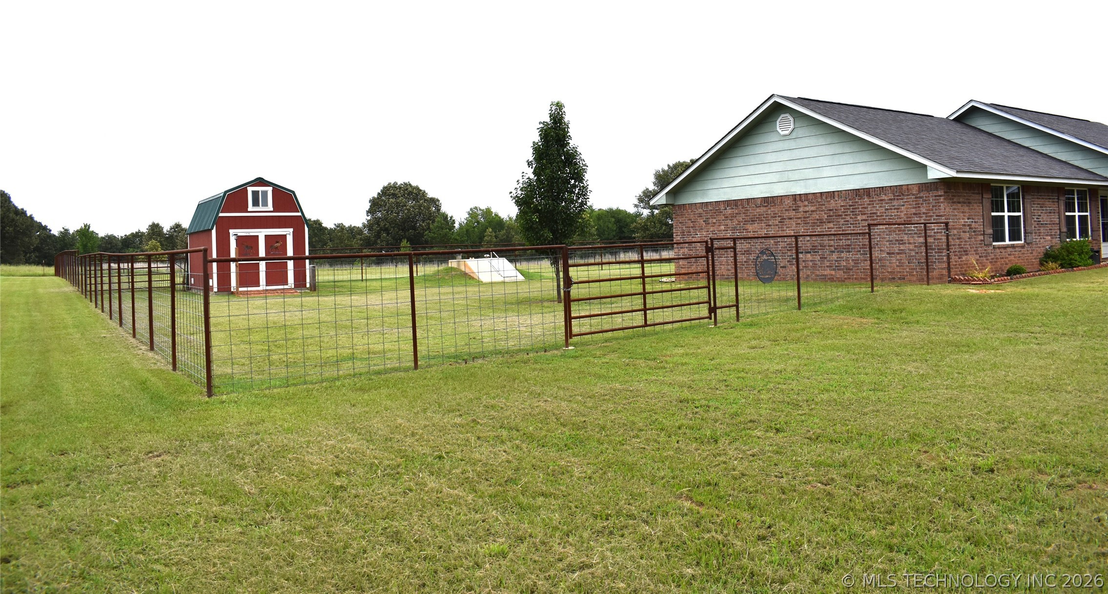 2921 E 2090 Road Hugo OK 74743
