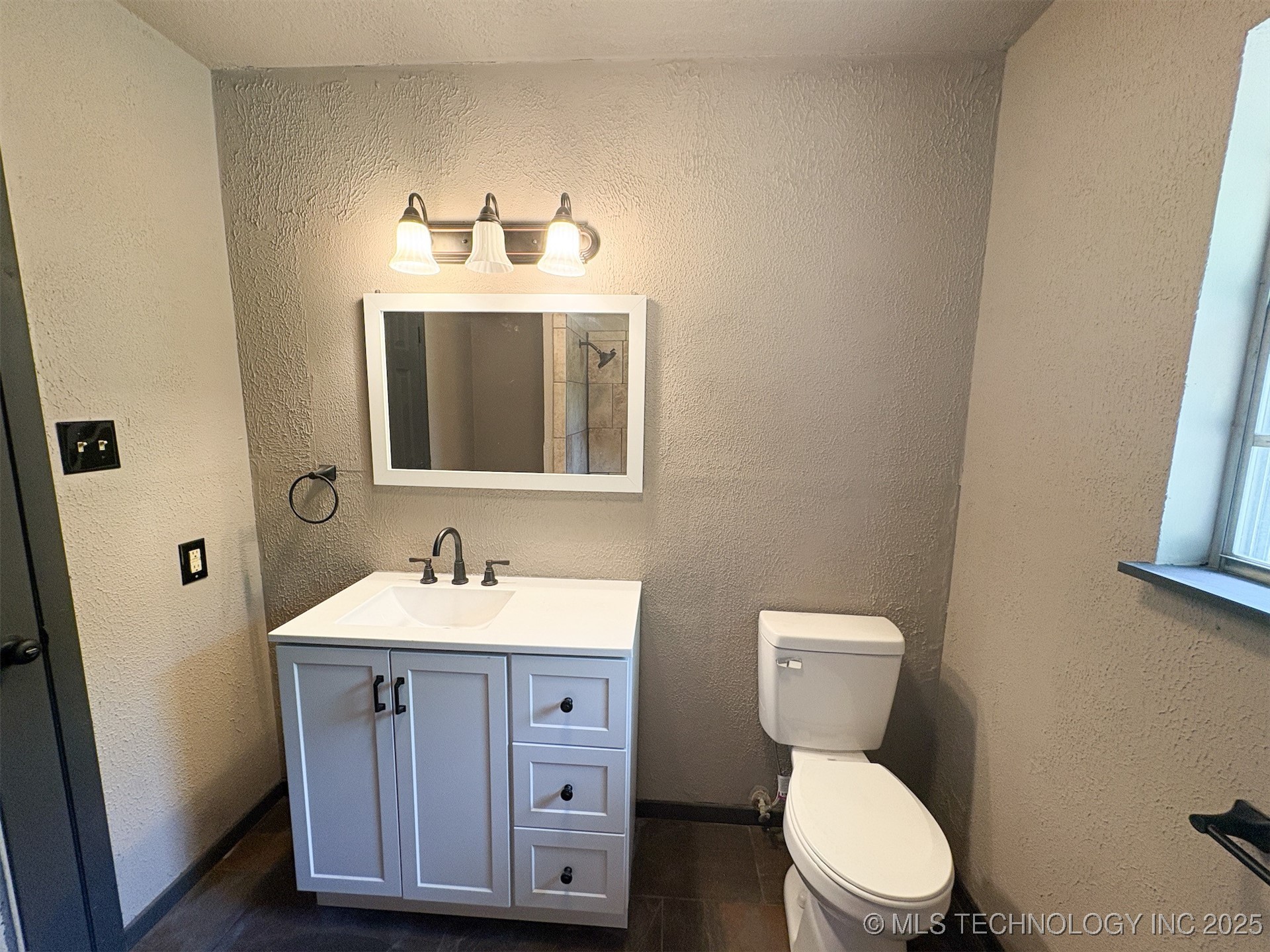 86 Wisteria Lone Grove OK 73443