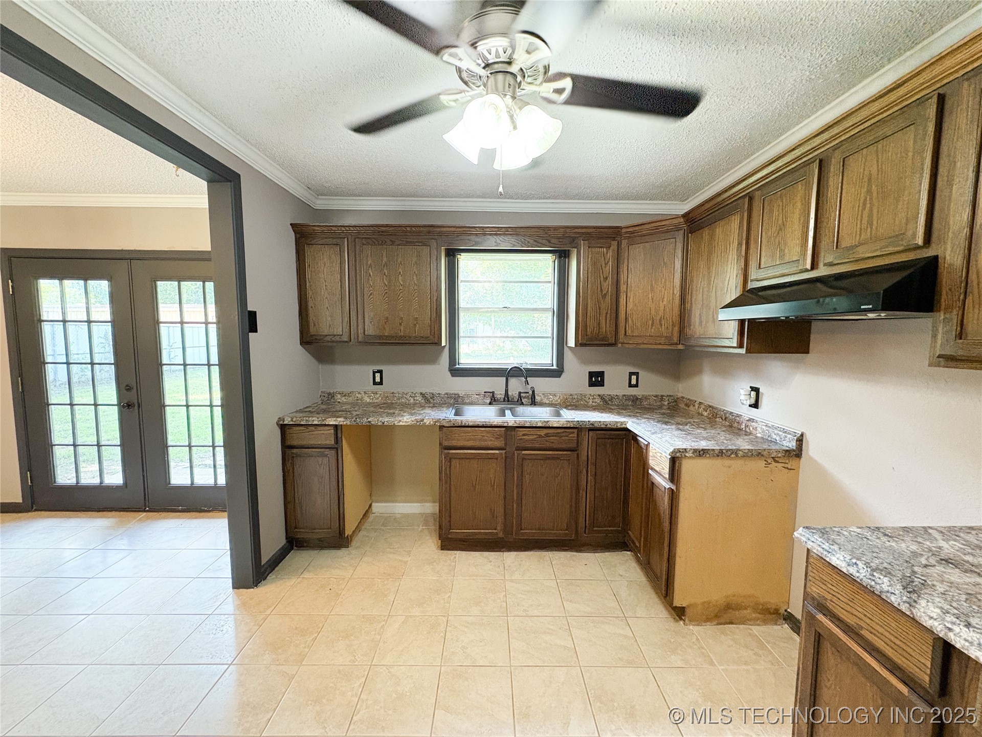 86 Wisteria Lone Grove OK 73443