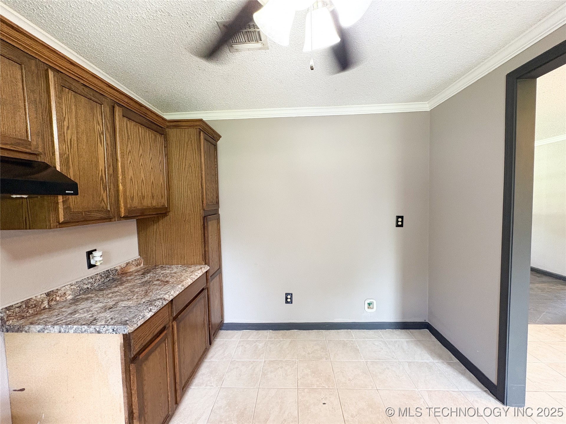 86 Wisteria Lone Grove OK 73443