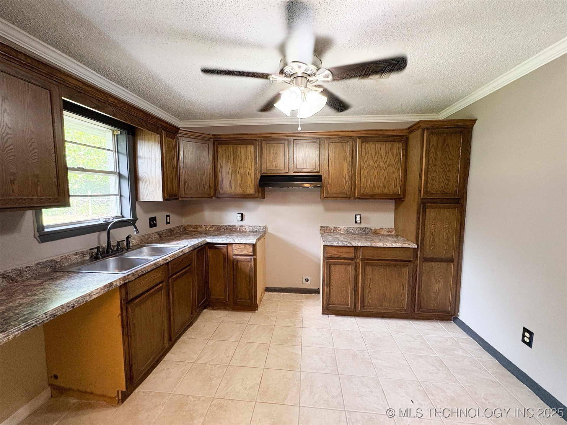 86 Wisteria Lone Grove OK 73443