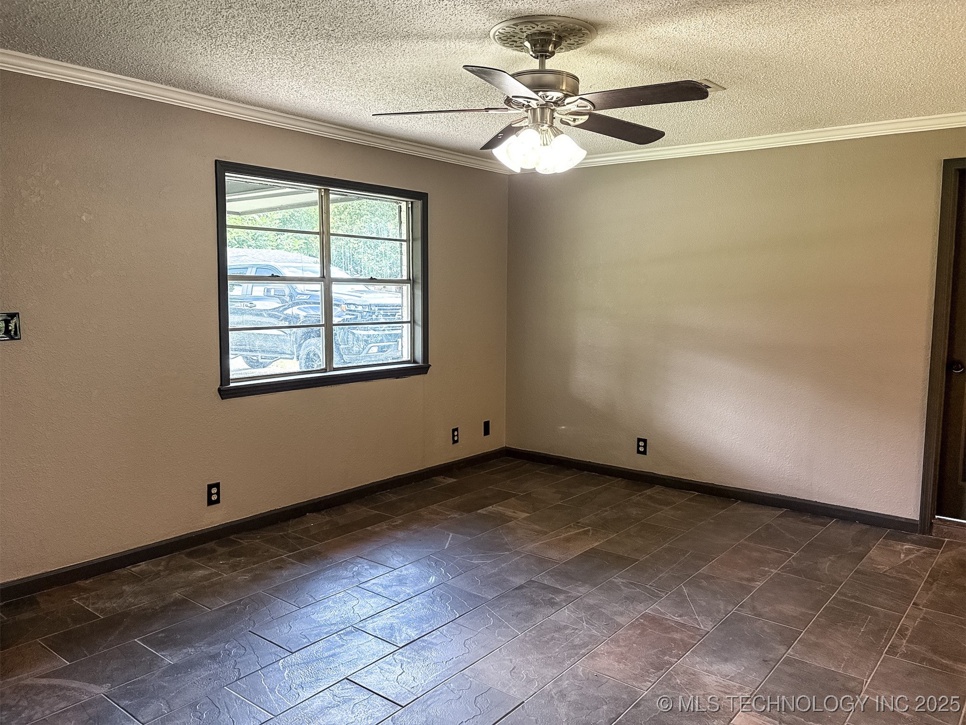 86 Wisteria Lone Grove OK 73443