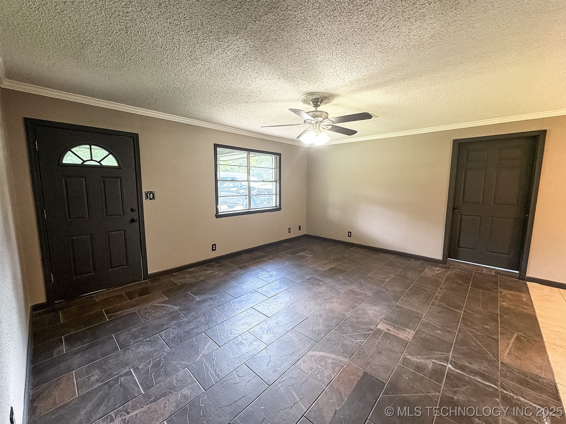 86 Wisteria Lone Grove OK 73443