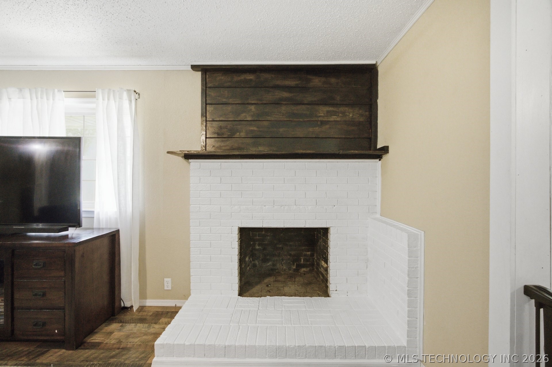 696 N Hickory Street Atoka OK 74525