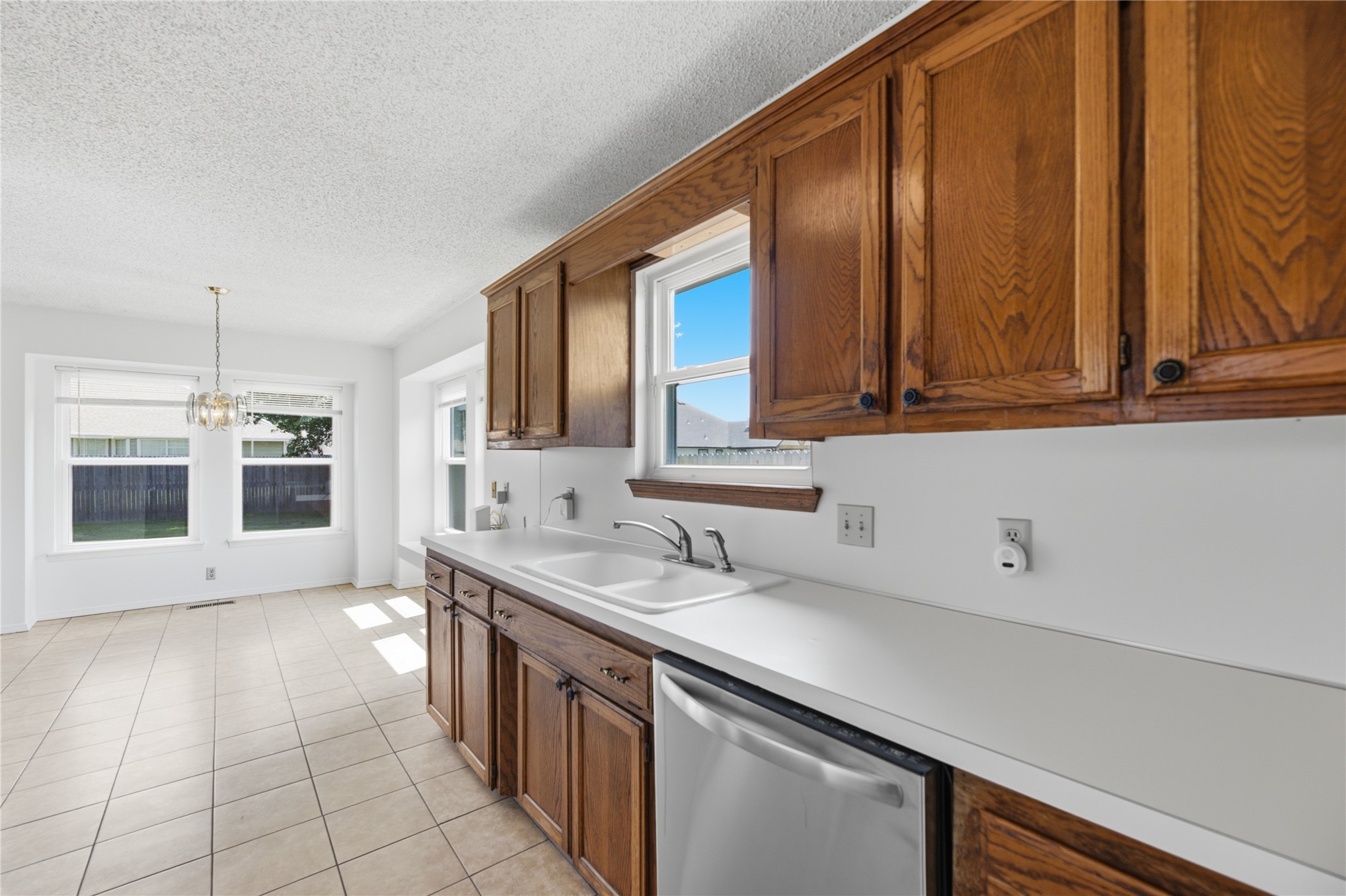 2228 W Natchez Street Broken Arrow OK 74011