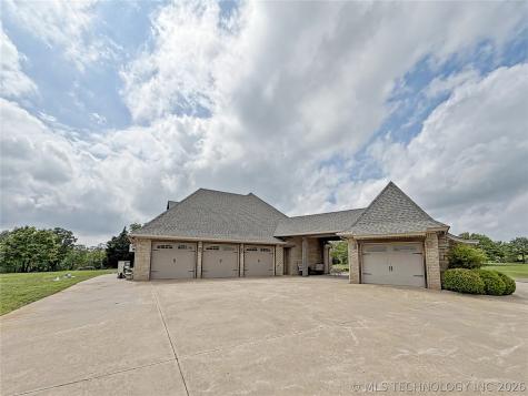 8199 W 800 Road Fort Gibson OK 74434