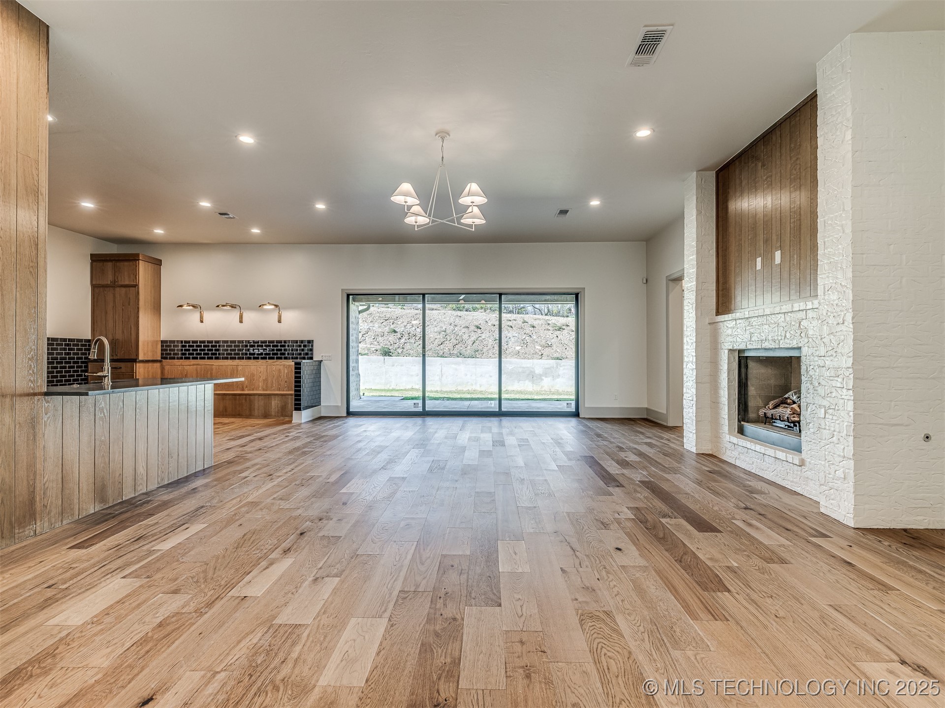 12125 Sunrise Ridge Loop Kingston OK 73439