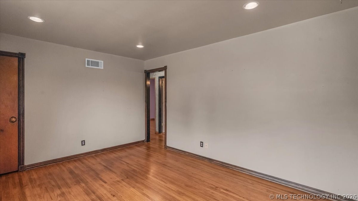 4956 S Maybelle Avenue Tulsa OK 74107