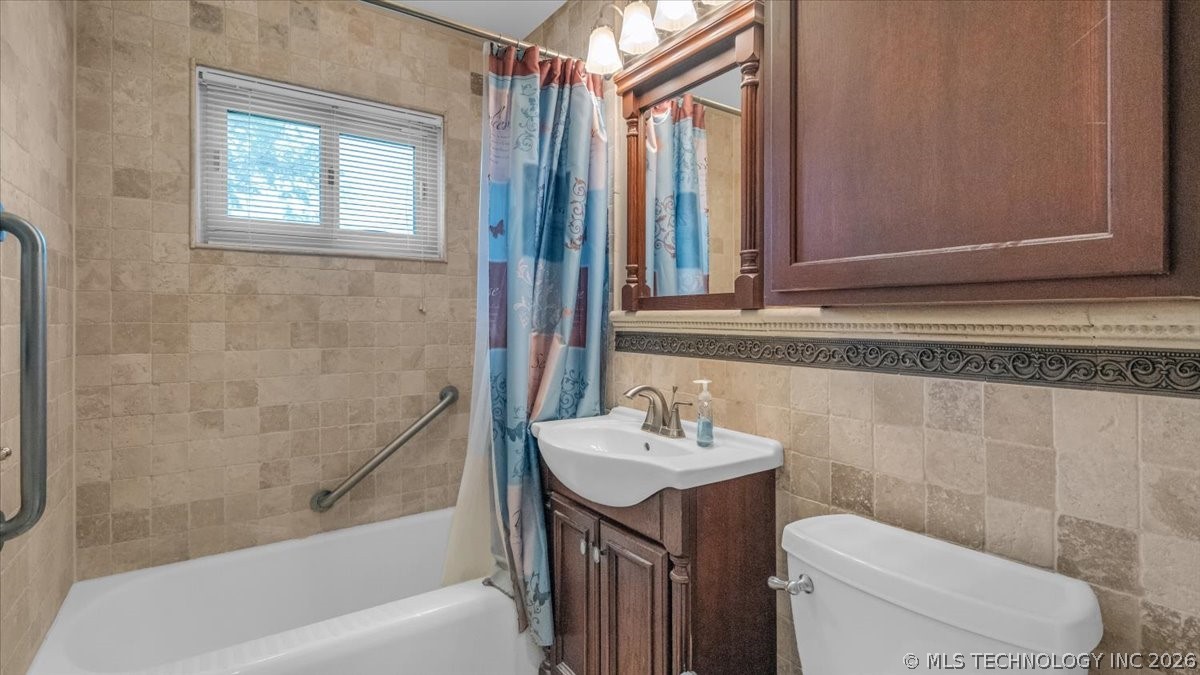 4956 S Maybelle Avenue Tulsa OK 74107