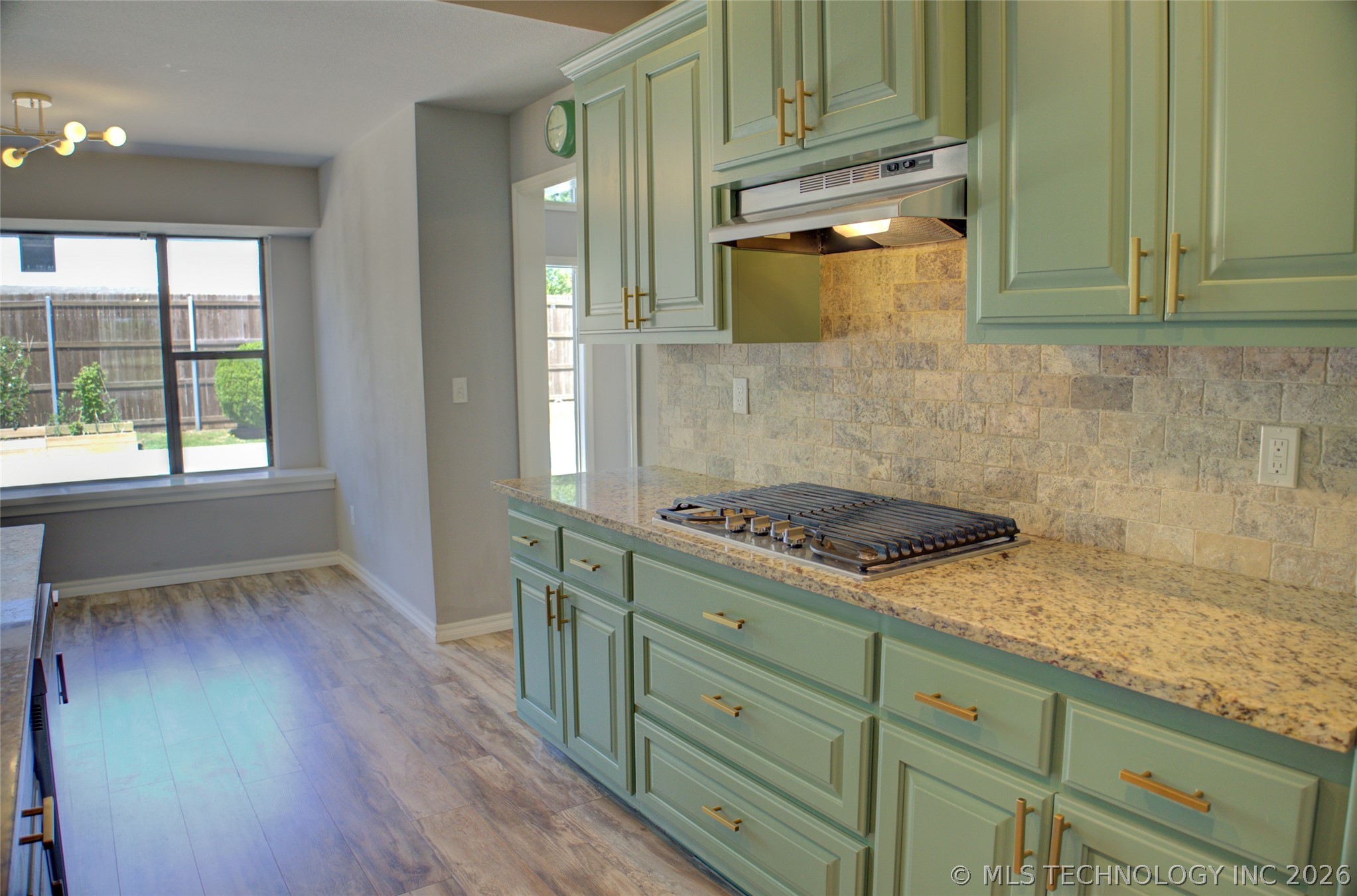 2527 W 68th Place S Tulsa OK 74132