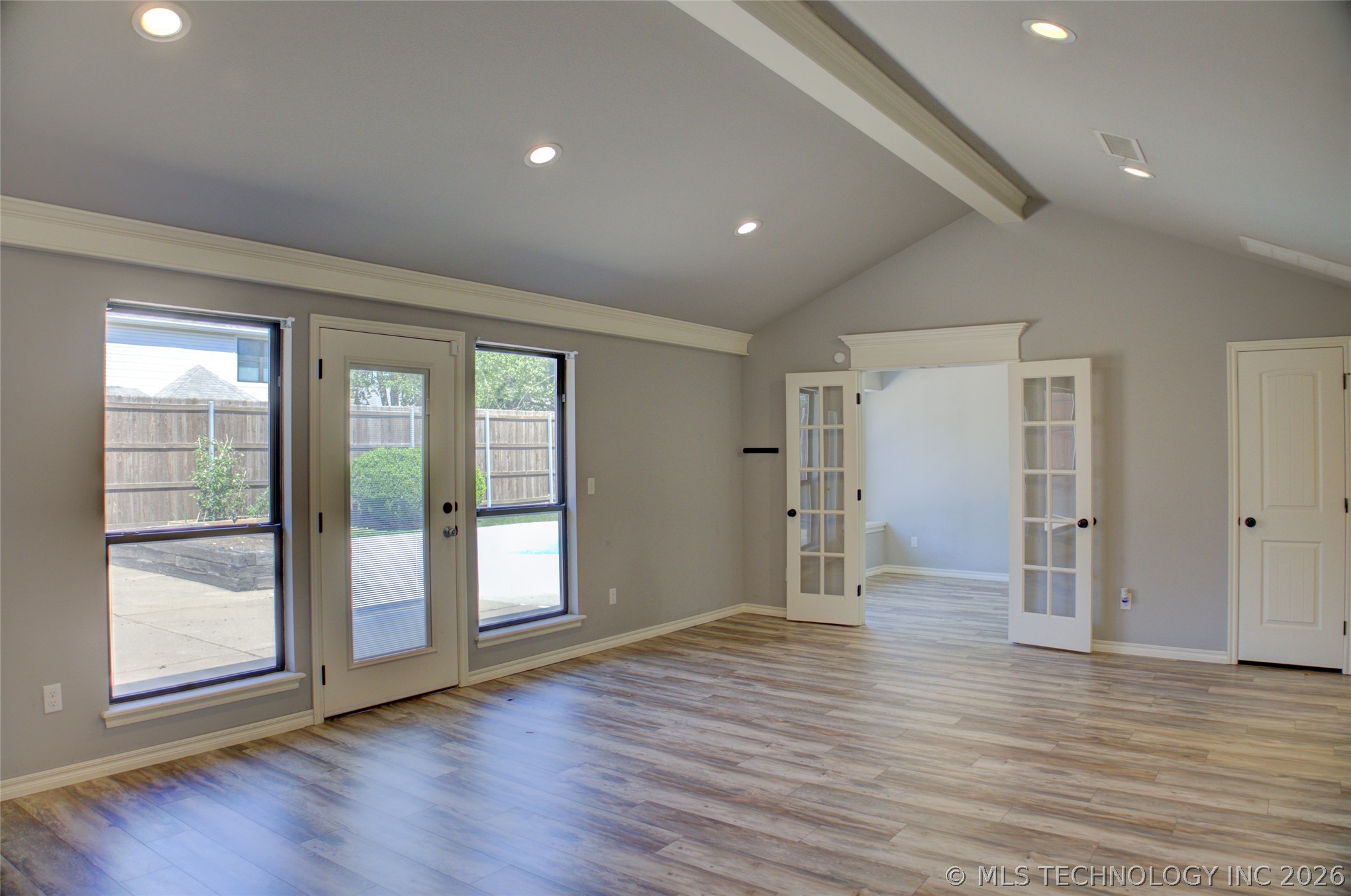 2527 W 68th Place S Tulsa OK 74132