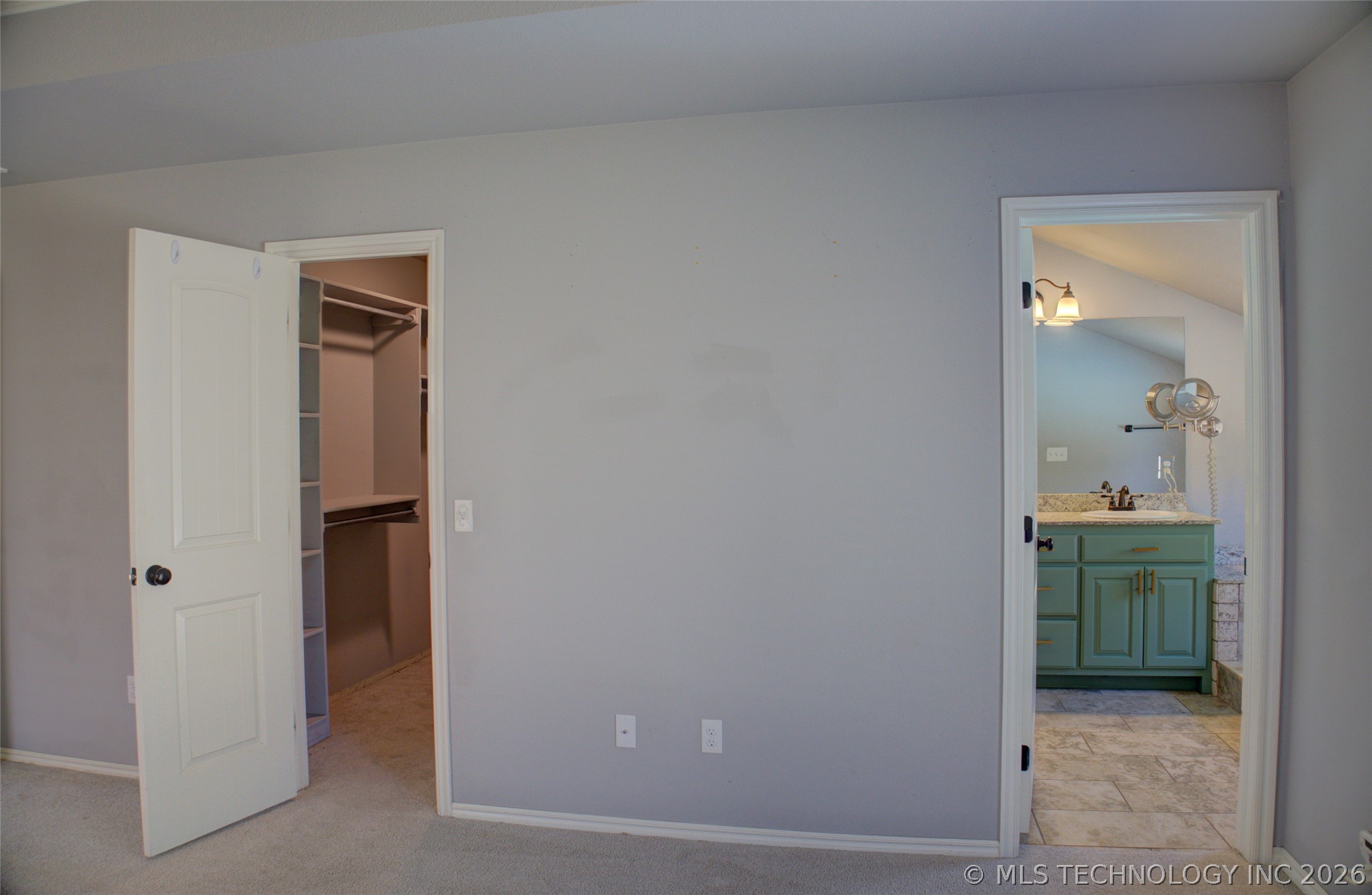 2527 W 68th Place S Tulsa OK 74132