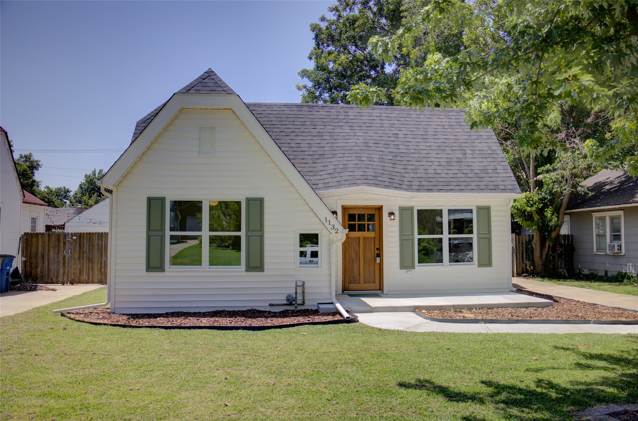 1132 S Quebec Avenue Tulsa OK 74112