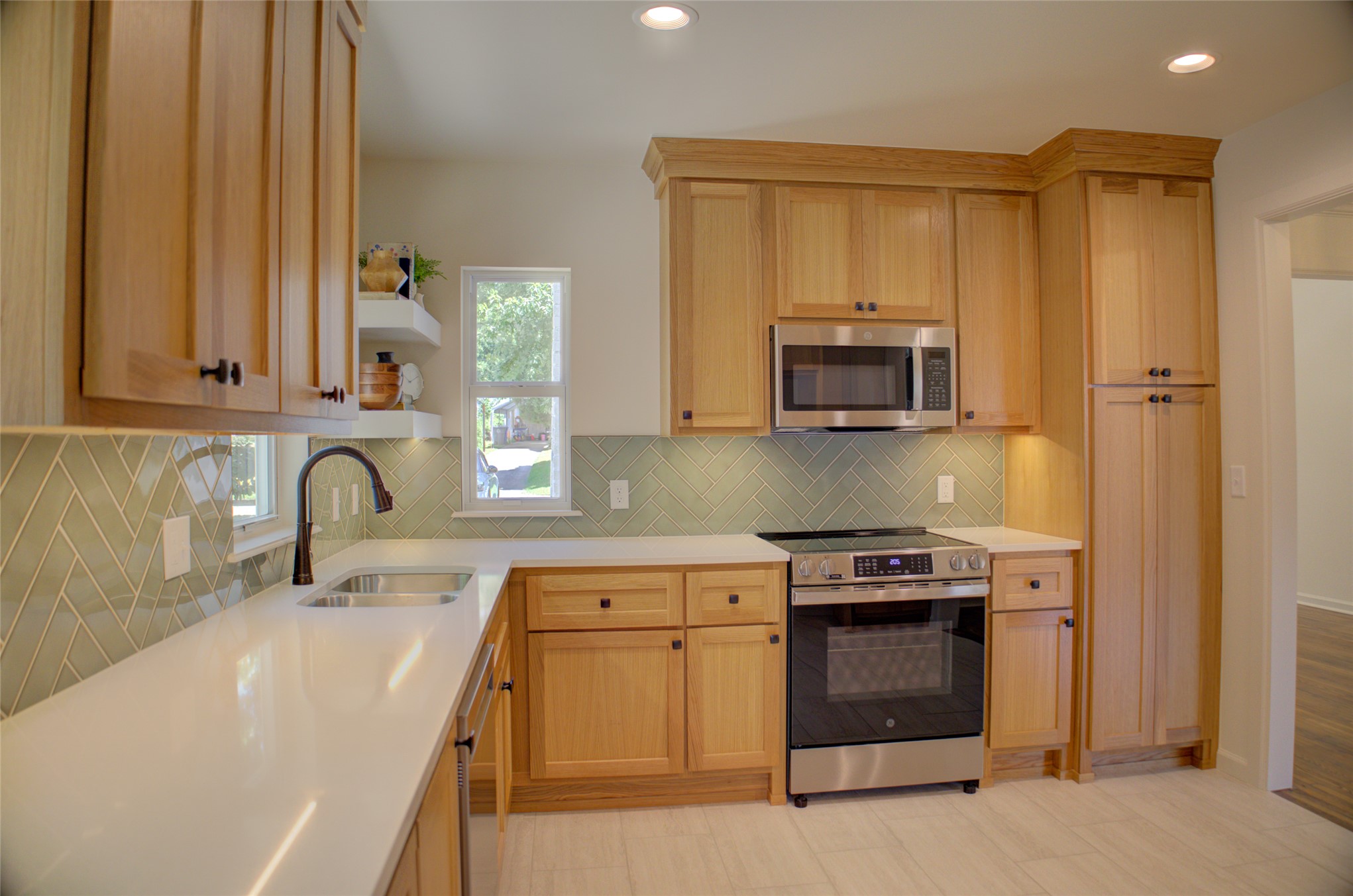 1132 S Quebec Avenue Tulsa OK 74112