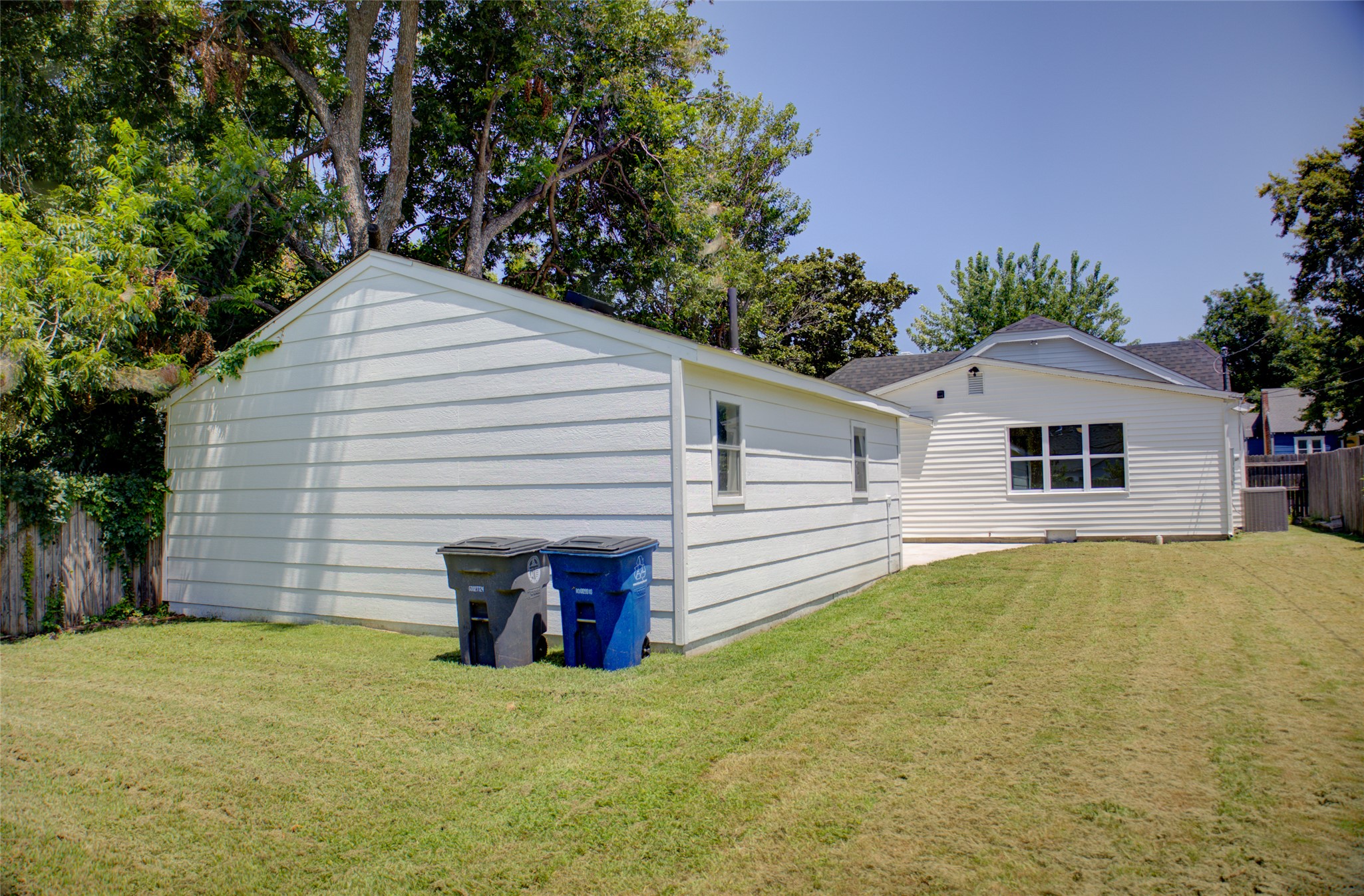 1132 S Quebec Avenue Tulsa OK 74112
