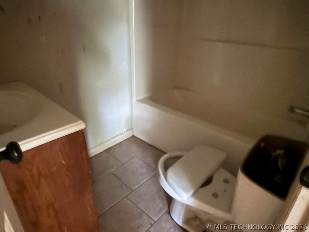 595 Pryor Creek Loop Chouteau OK 74337