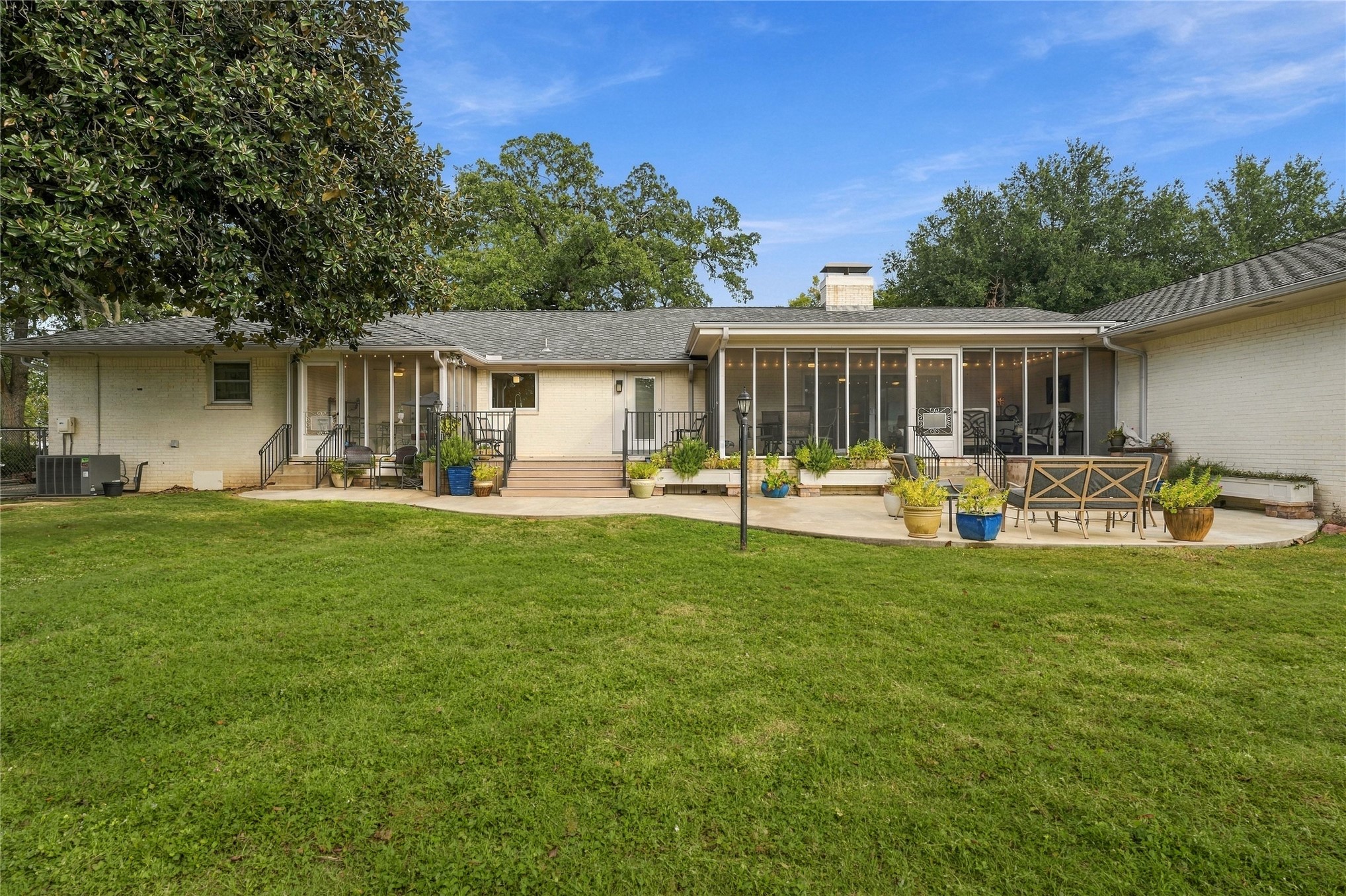 810 Main Street Sand Springs OK 74063