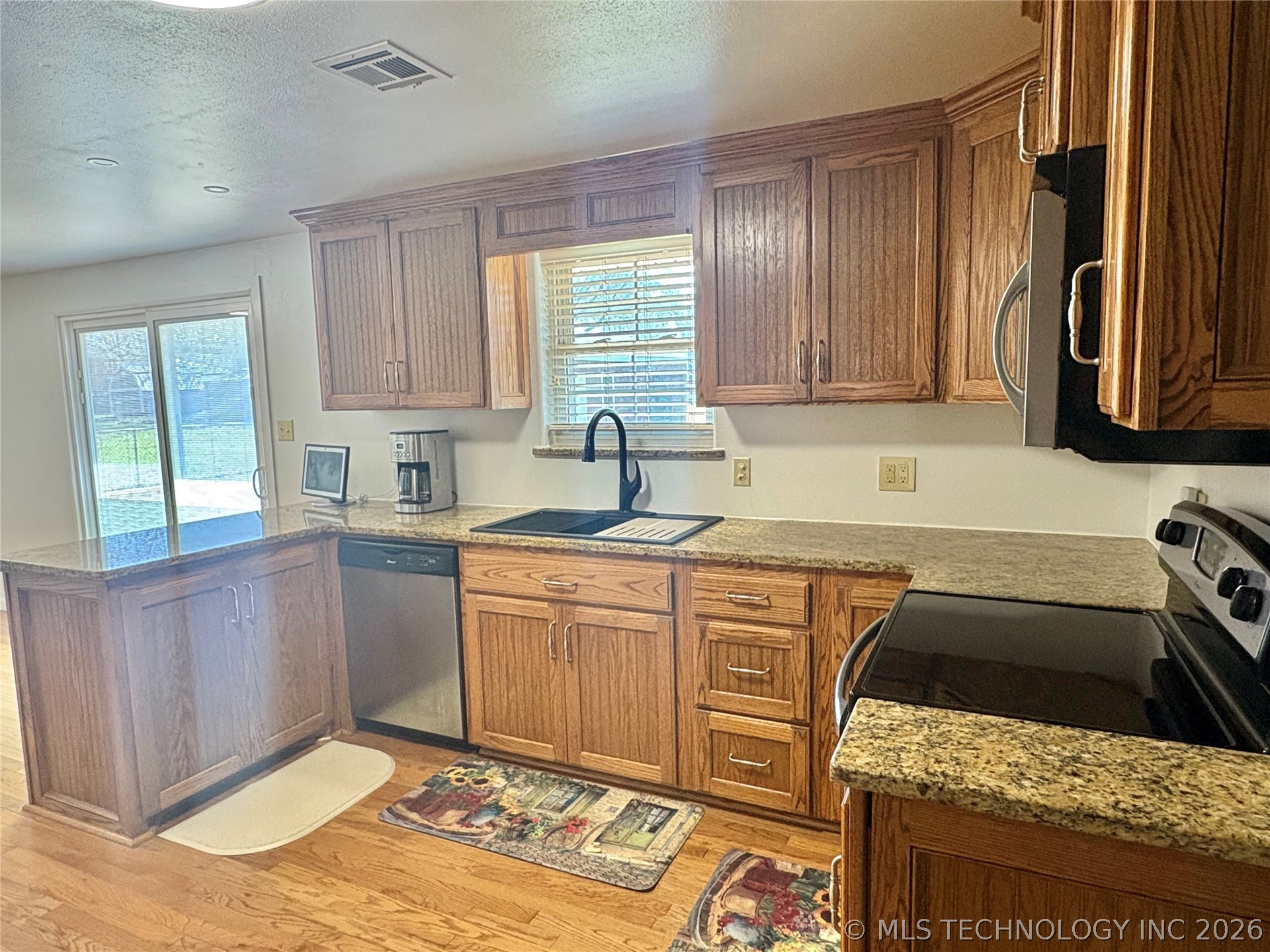 924 W Park Avenue Checotah OK 74426