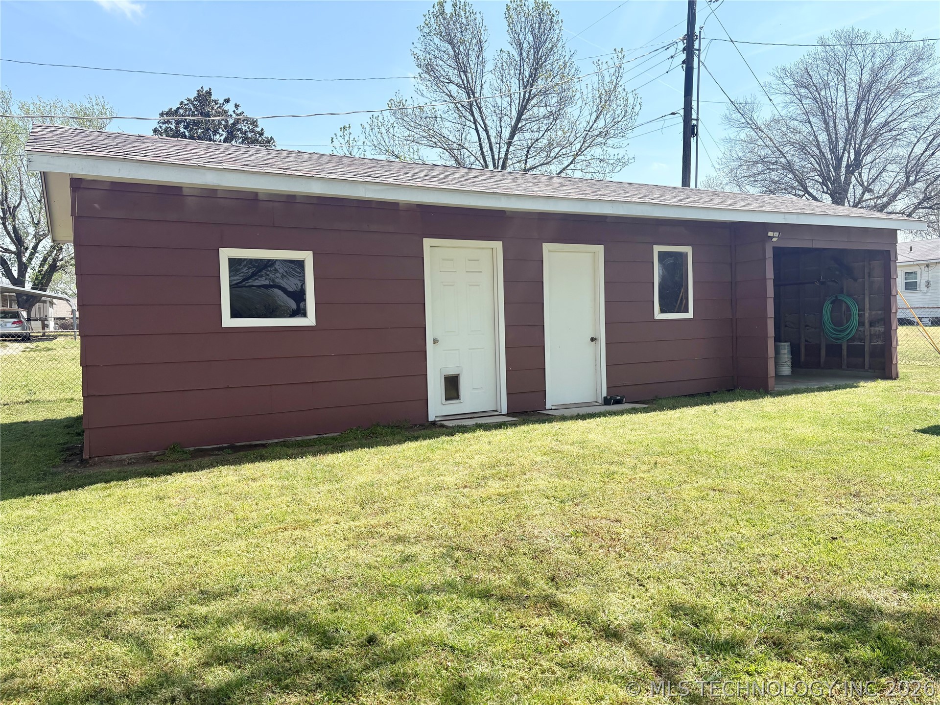 924 W Park Avenue Checotah OK 74426