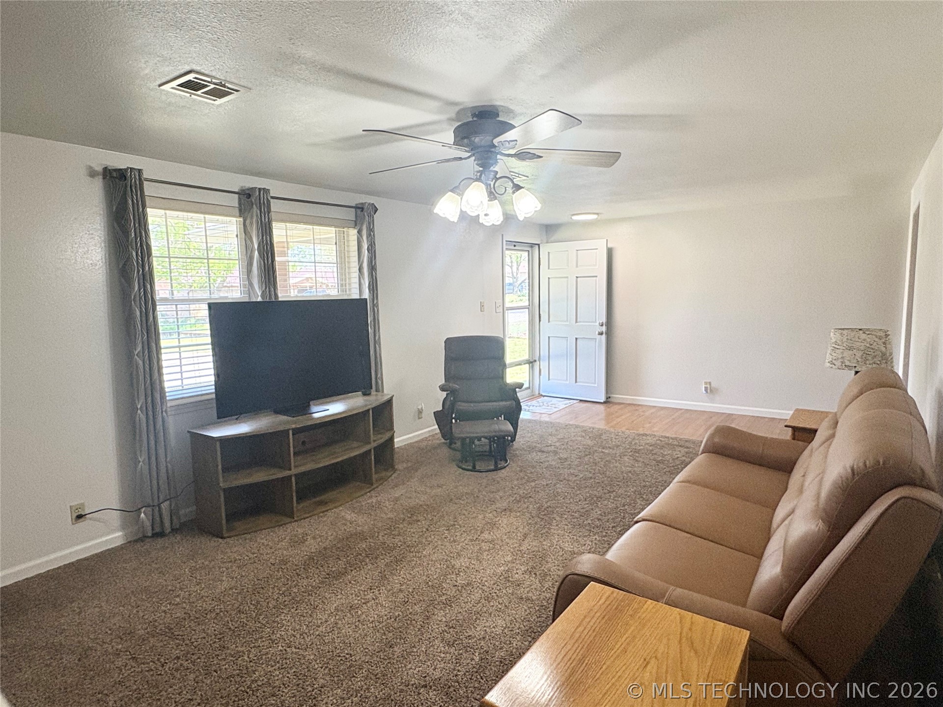 924 W Park Avenue Checotah OK 74426