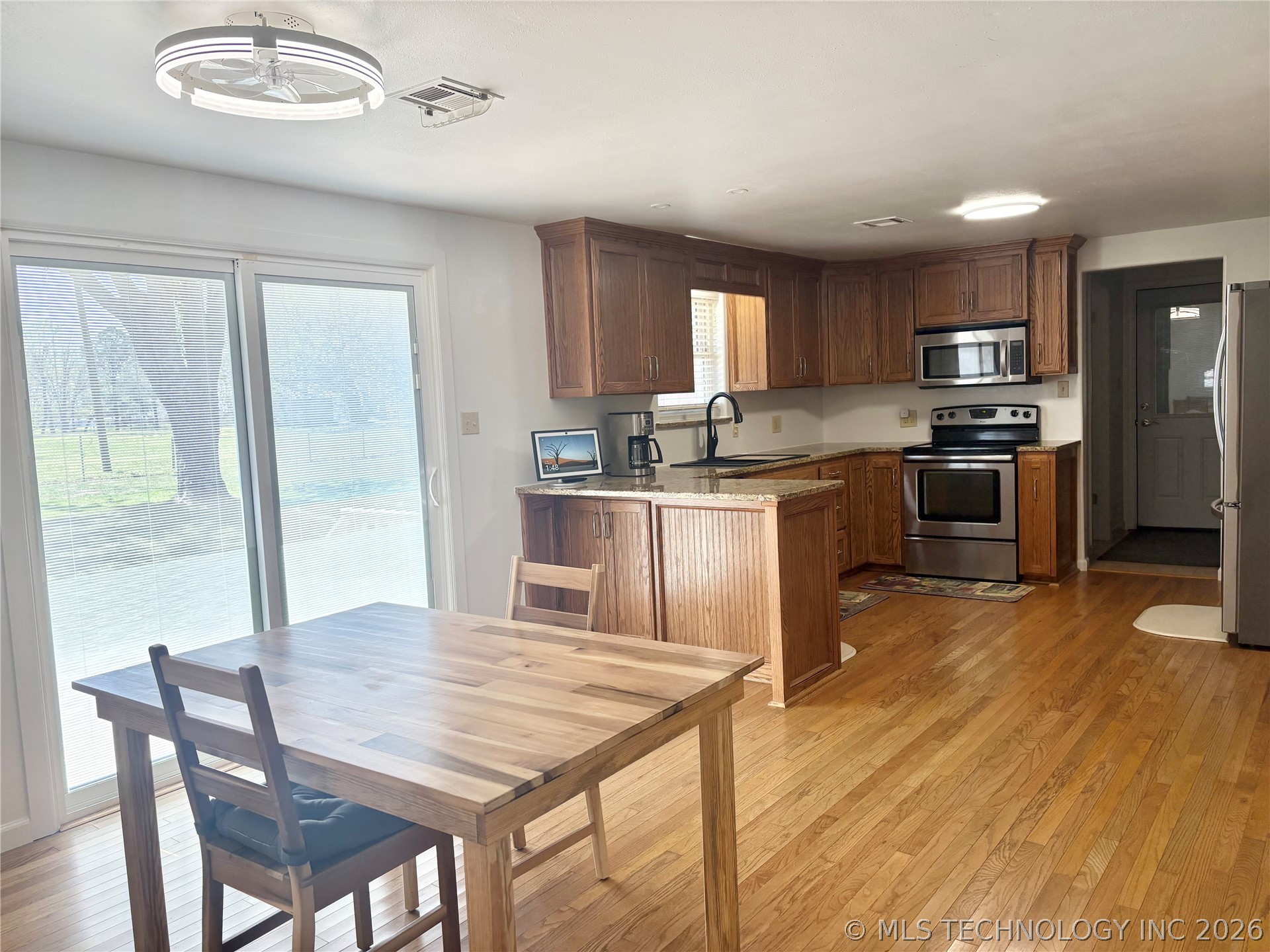924 W Park Avenue Checotah OK 74426
