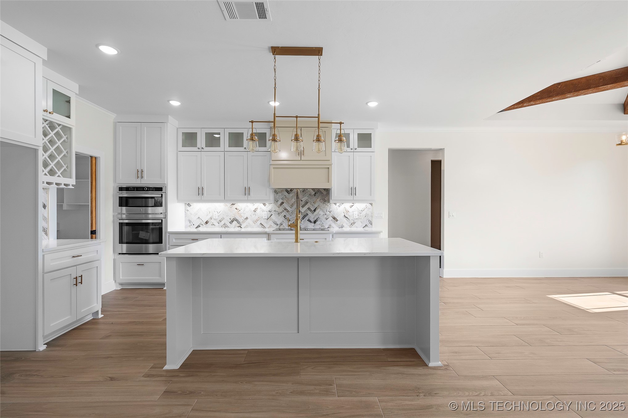 150 Chateau Bend Ardmore OK 73401