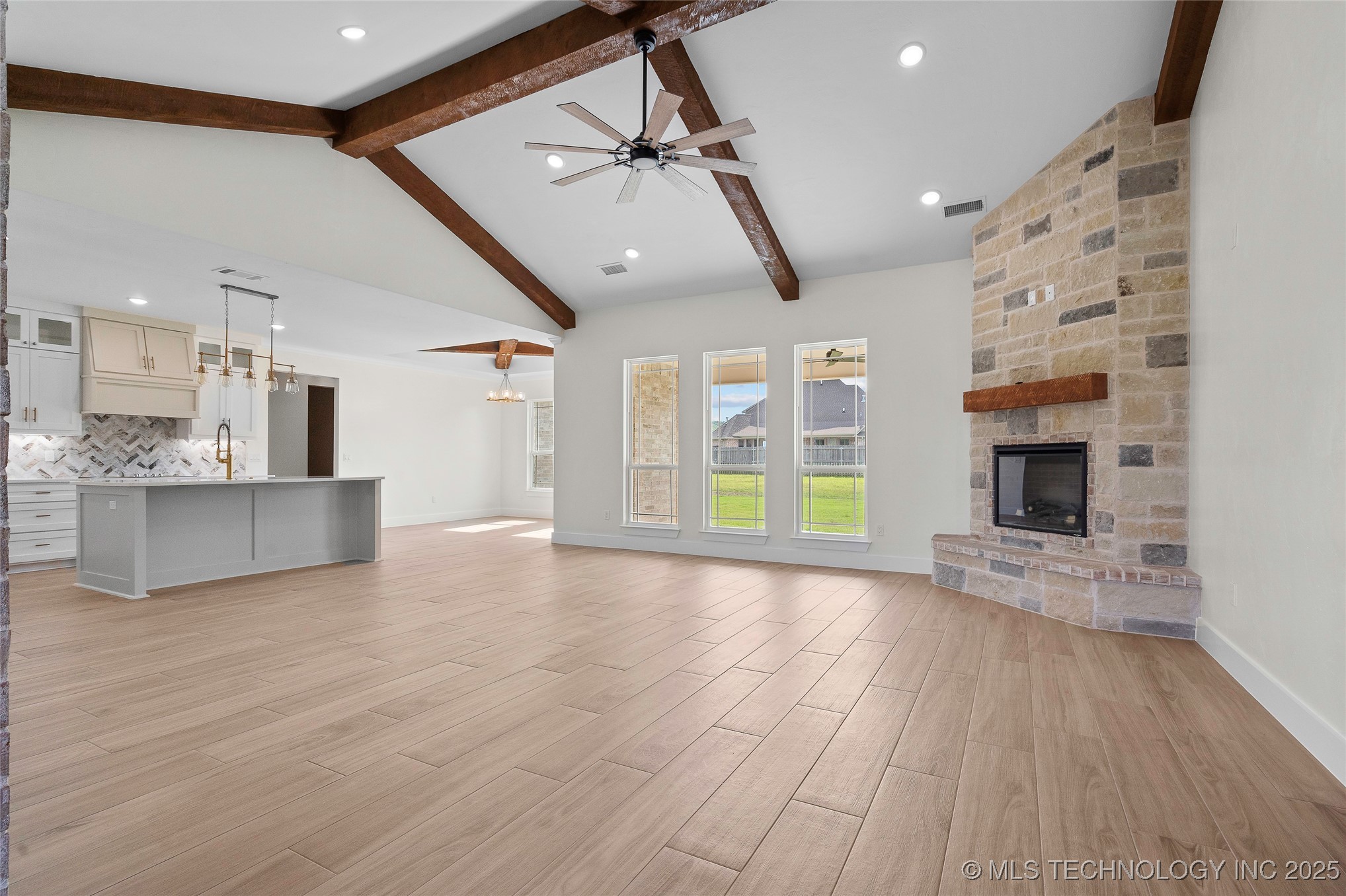 150 Chateau Bend Ardmore OK 73401