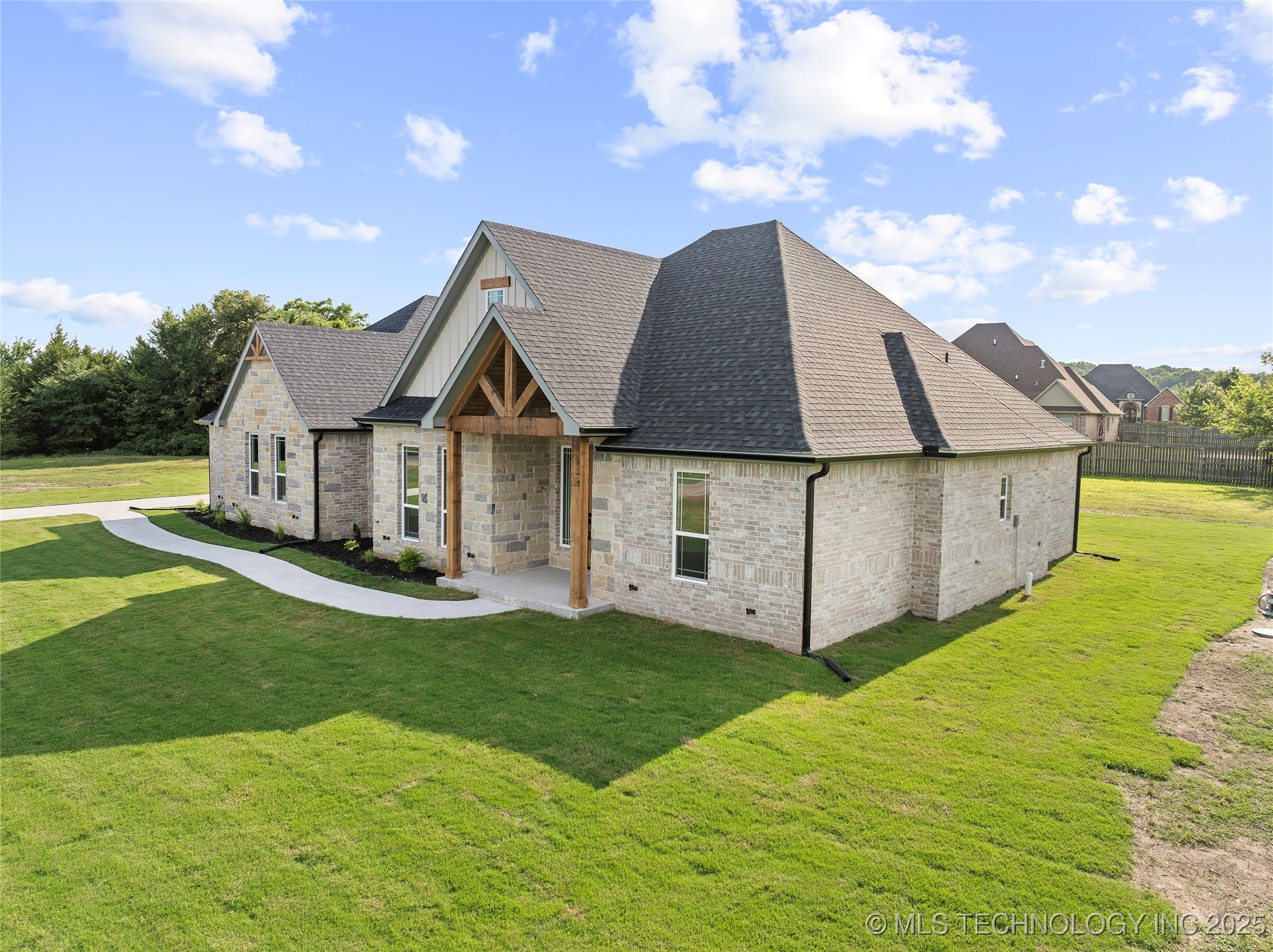 150 Chateau Bend Ardmore OK 73401