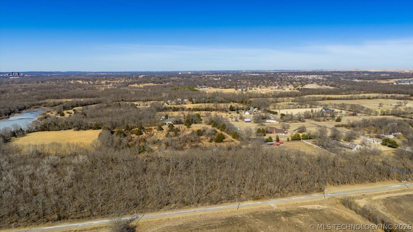 3987 Silver Lake Road Bartlesville OK 74006