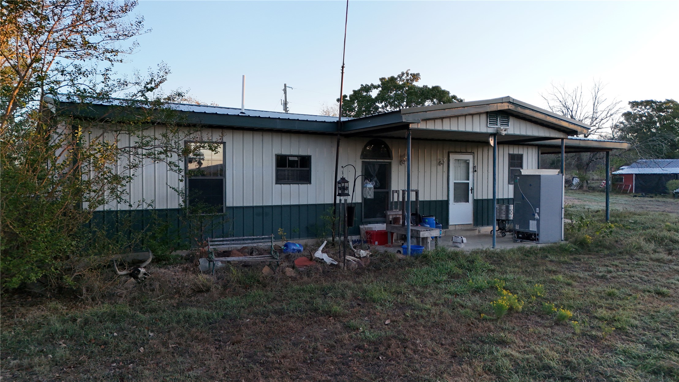 409212 E County Road 1790 Moyers OK 74557