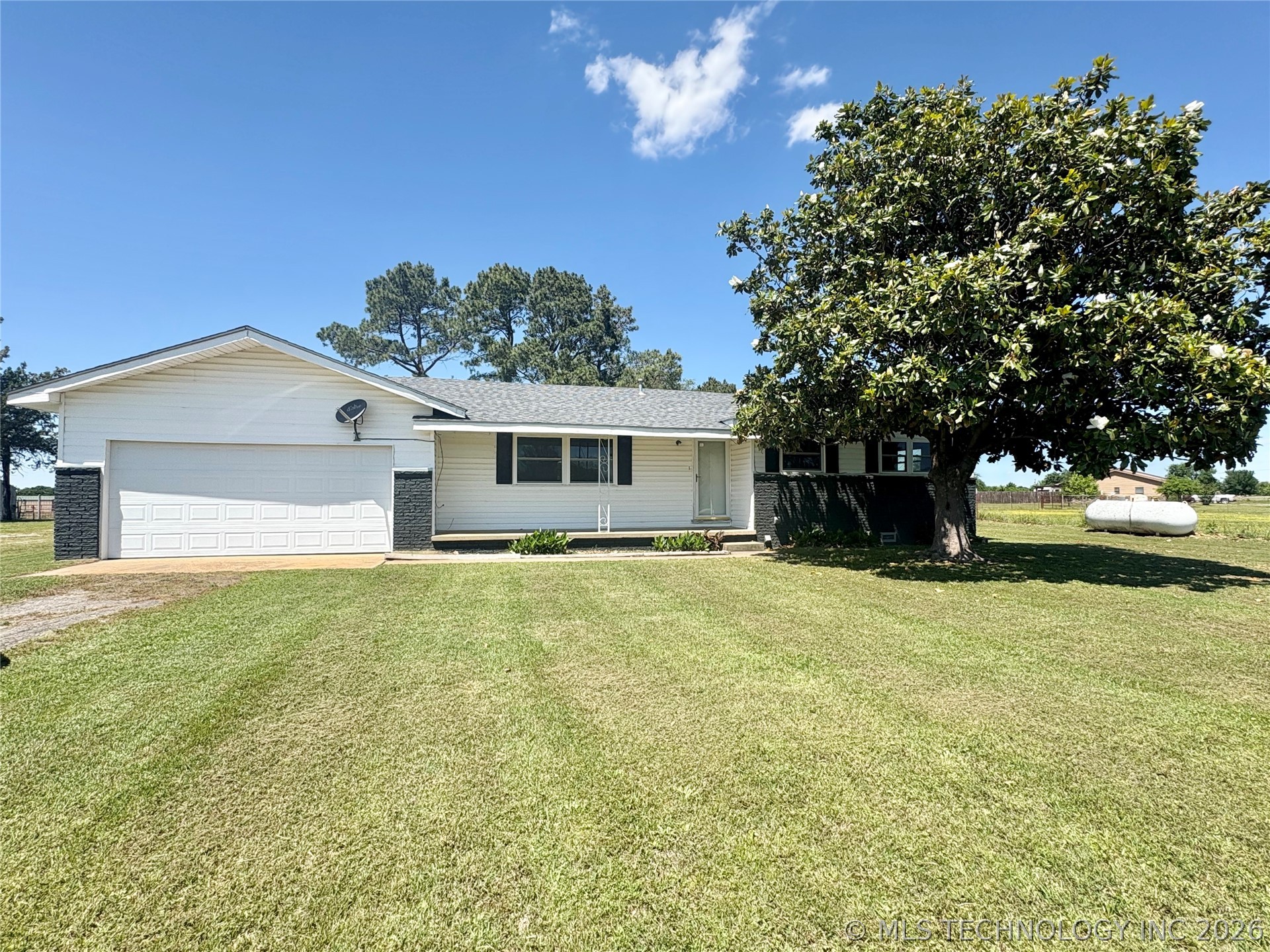 422909 Highway 266 Checotah OK 74426