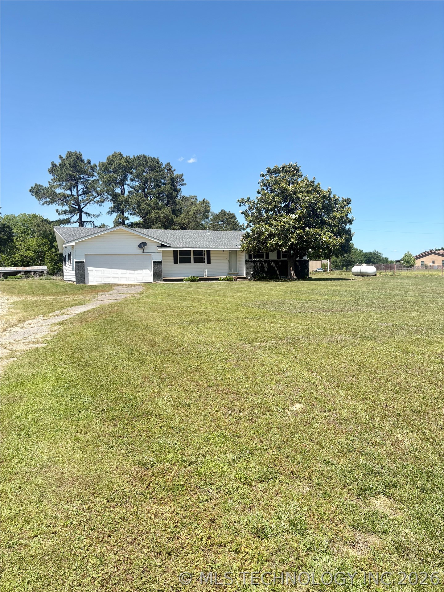 422909 Highway 266 Checotah OK 74426
