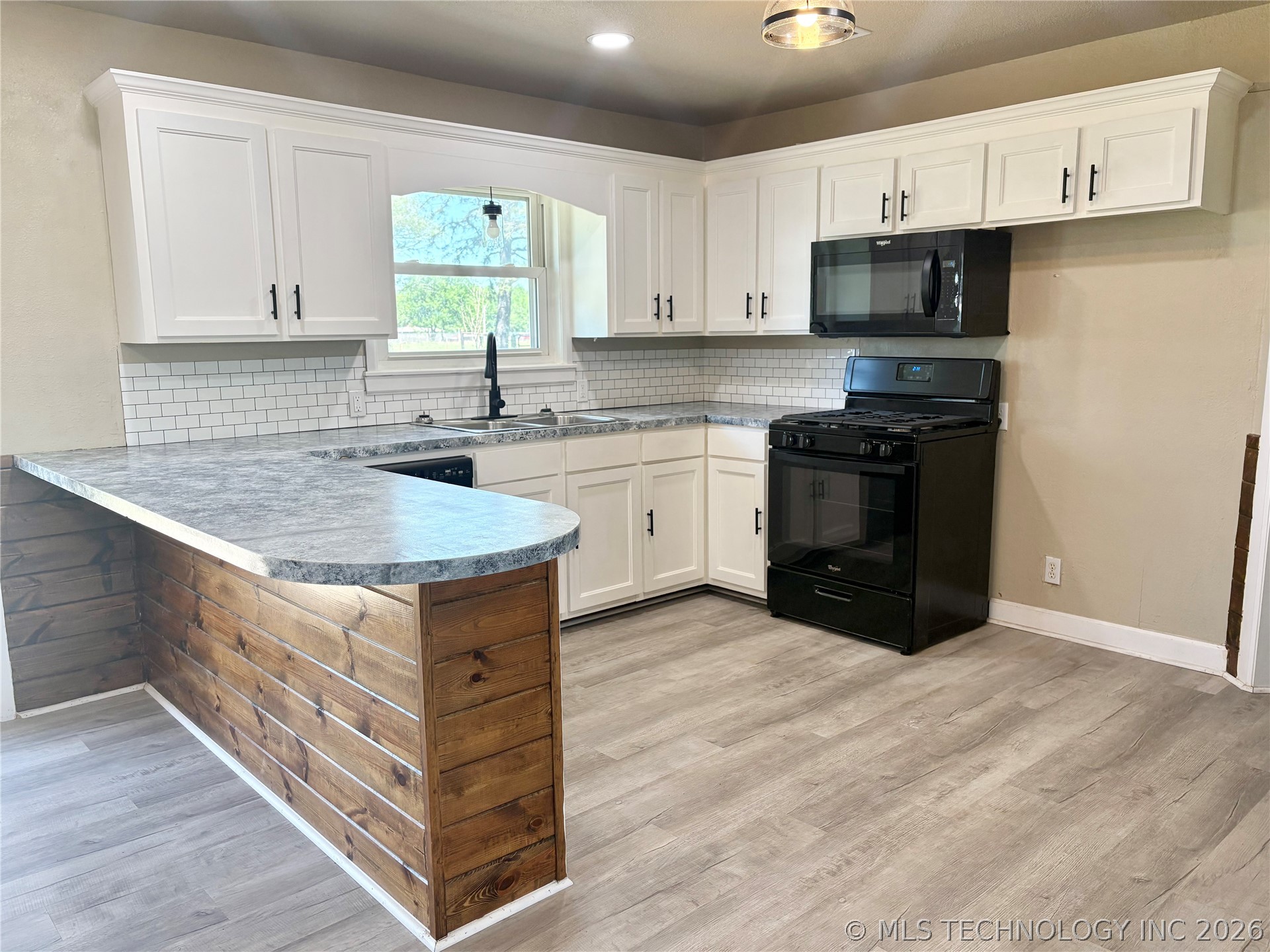 422909 Highway 266 Checotah OK 74426