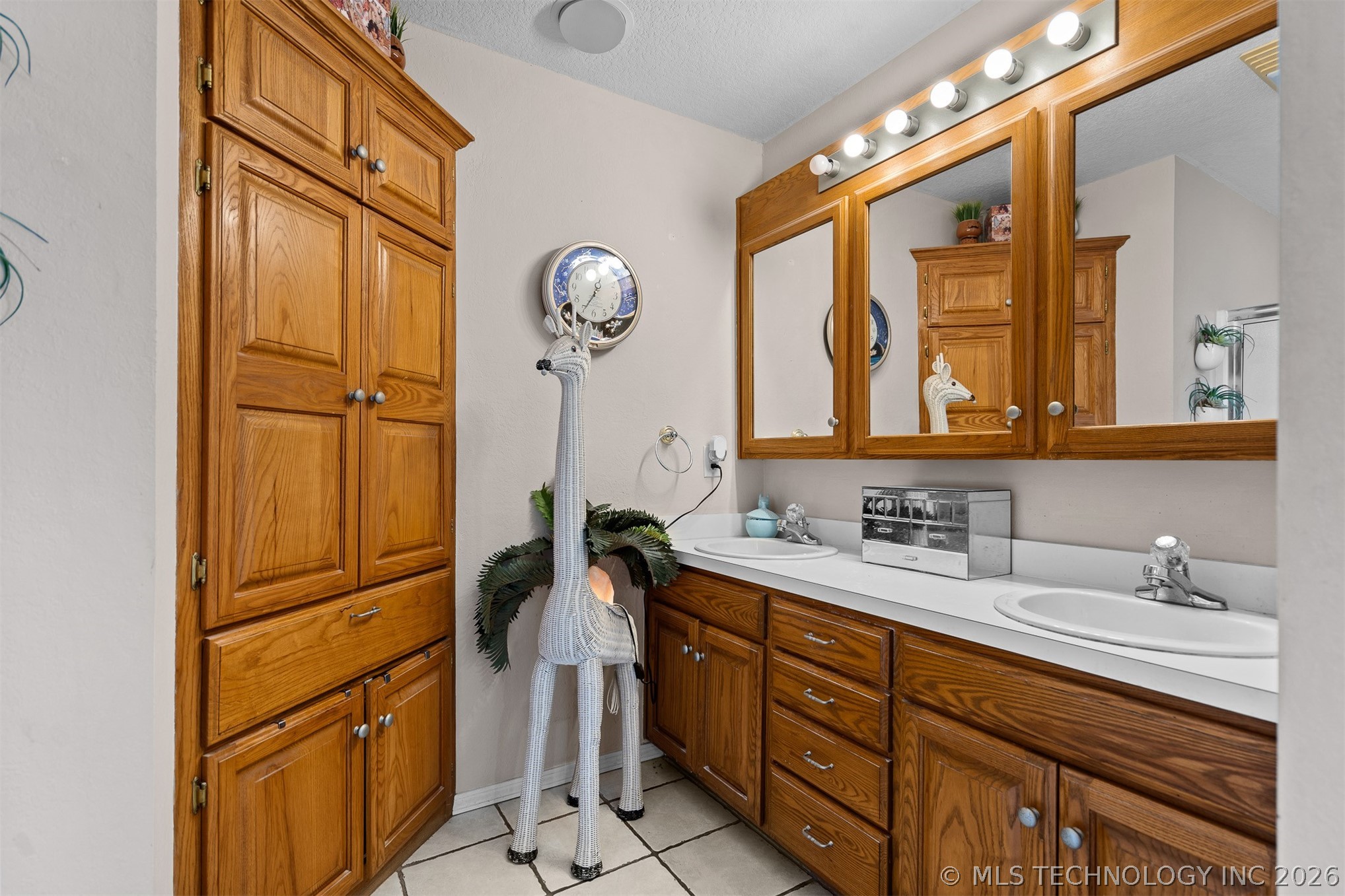 1915 6th NW Ardmore OK 73401