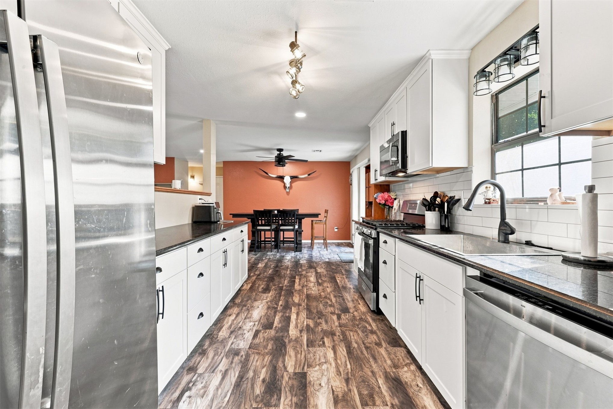 21331 W Cookson Bend Cookson OK 74427
