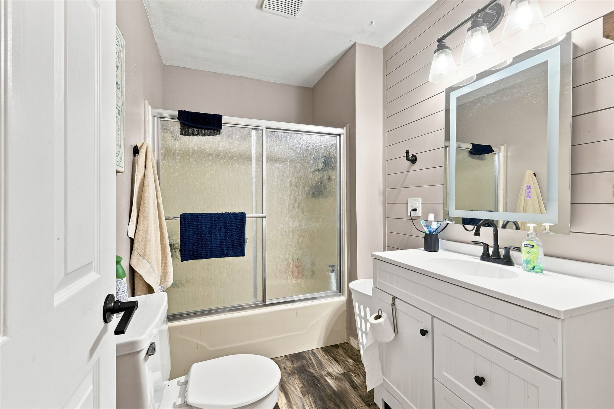 21331 W Cookson Bend Cookson OK 74427