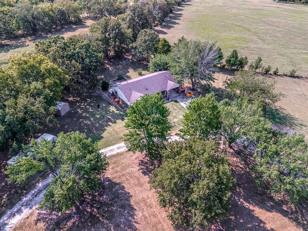 21331 W Cookson Bend Cookson OK 74427