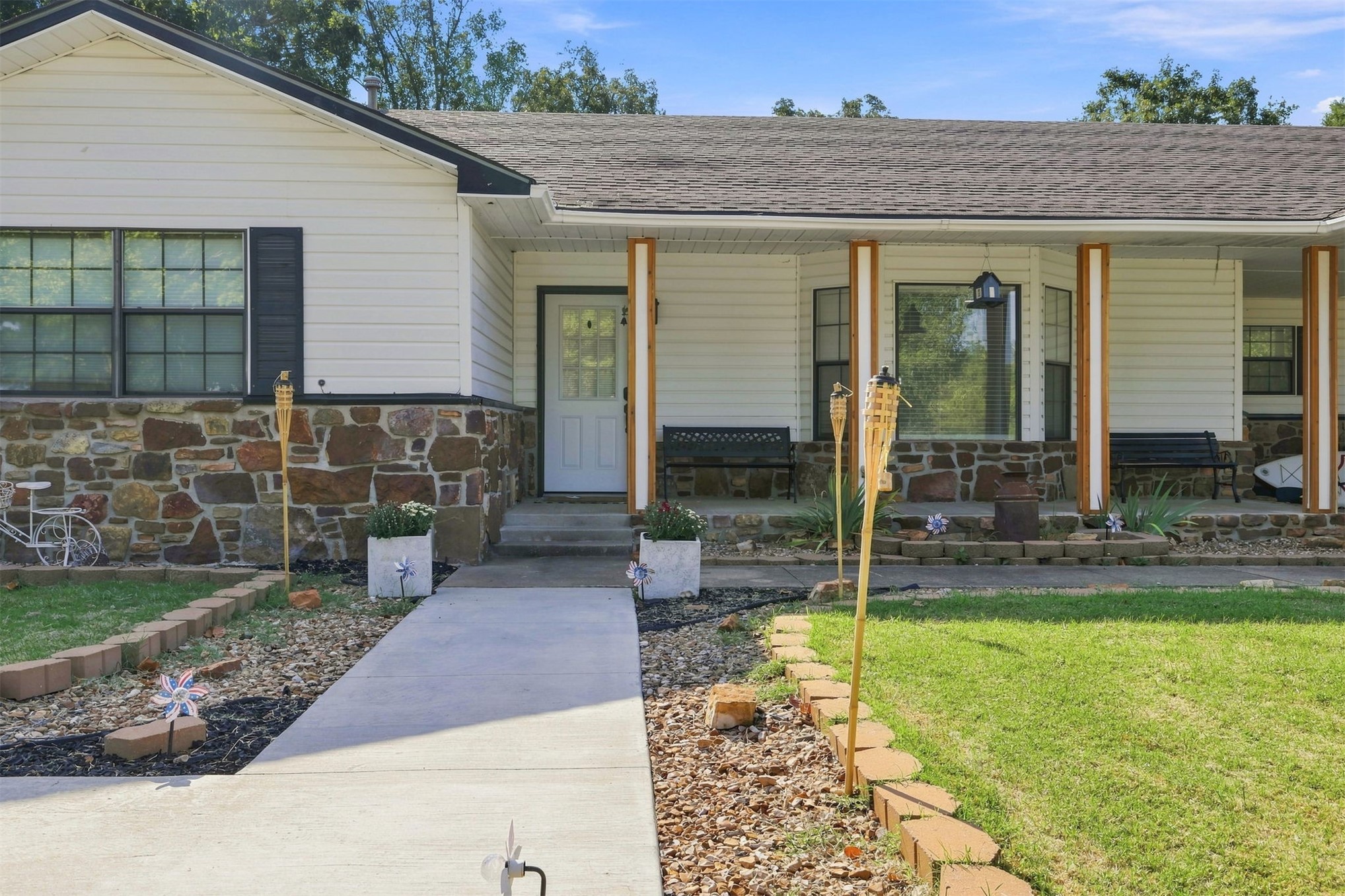 21331 W Cookson Bend Cookson OK 74427