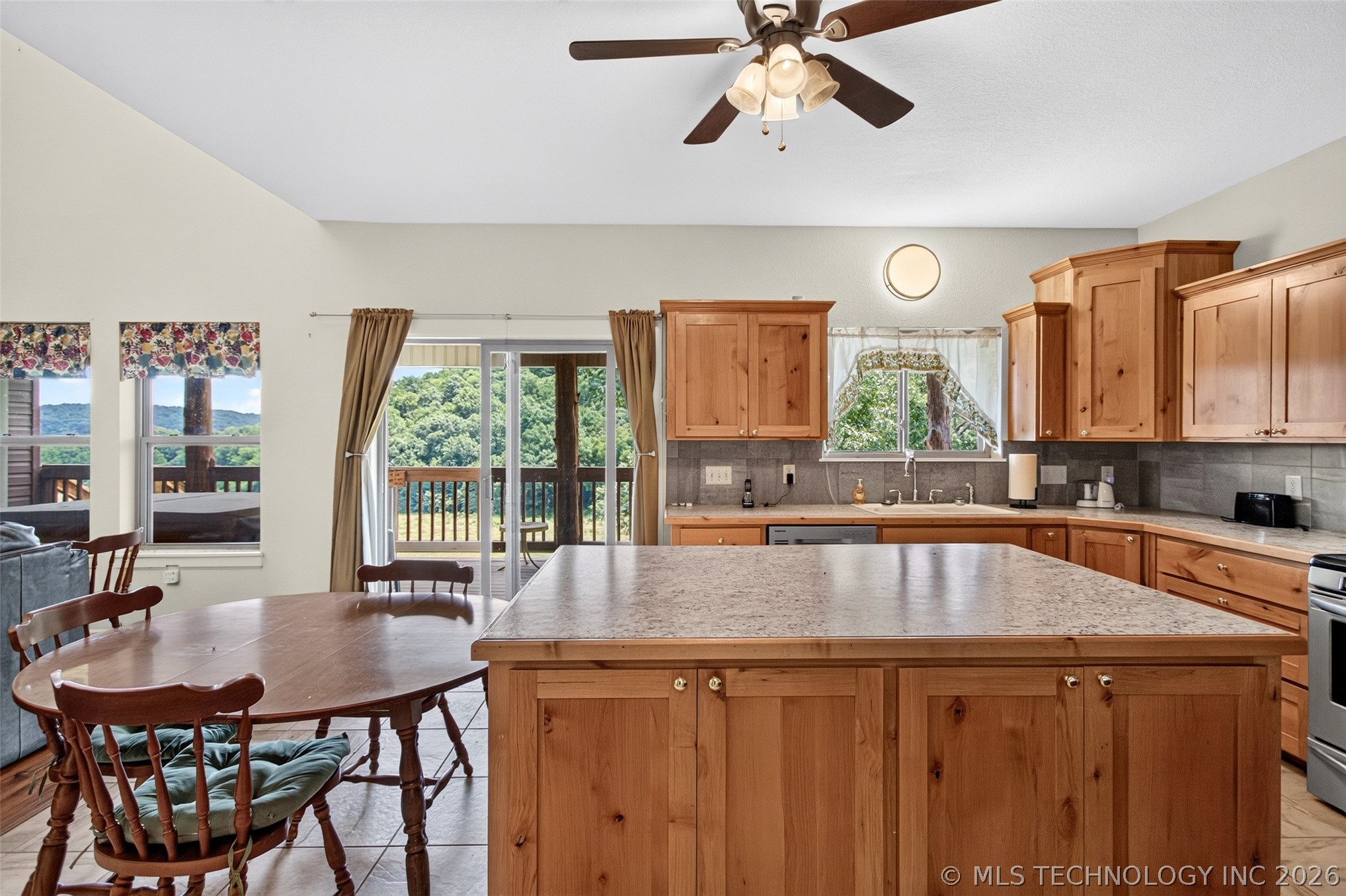 42313 County Road 510 Eucha OK 74342