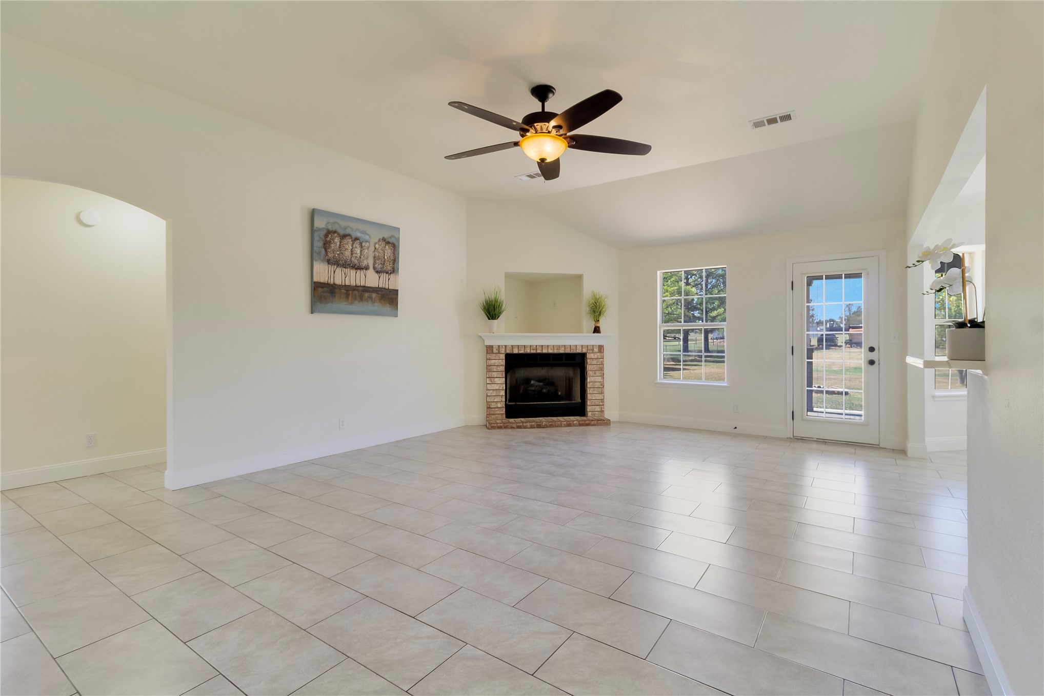 11976 N 158th East Avenue Collinsville OK 74021
