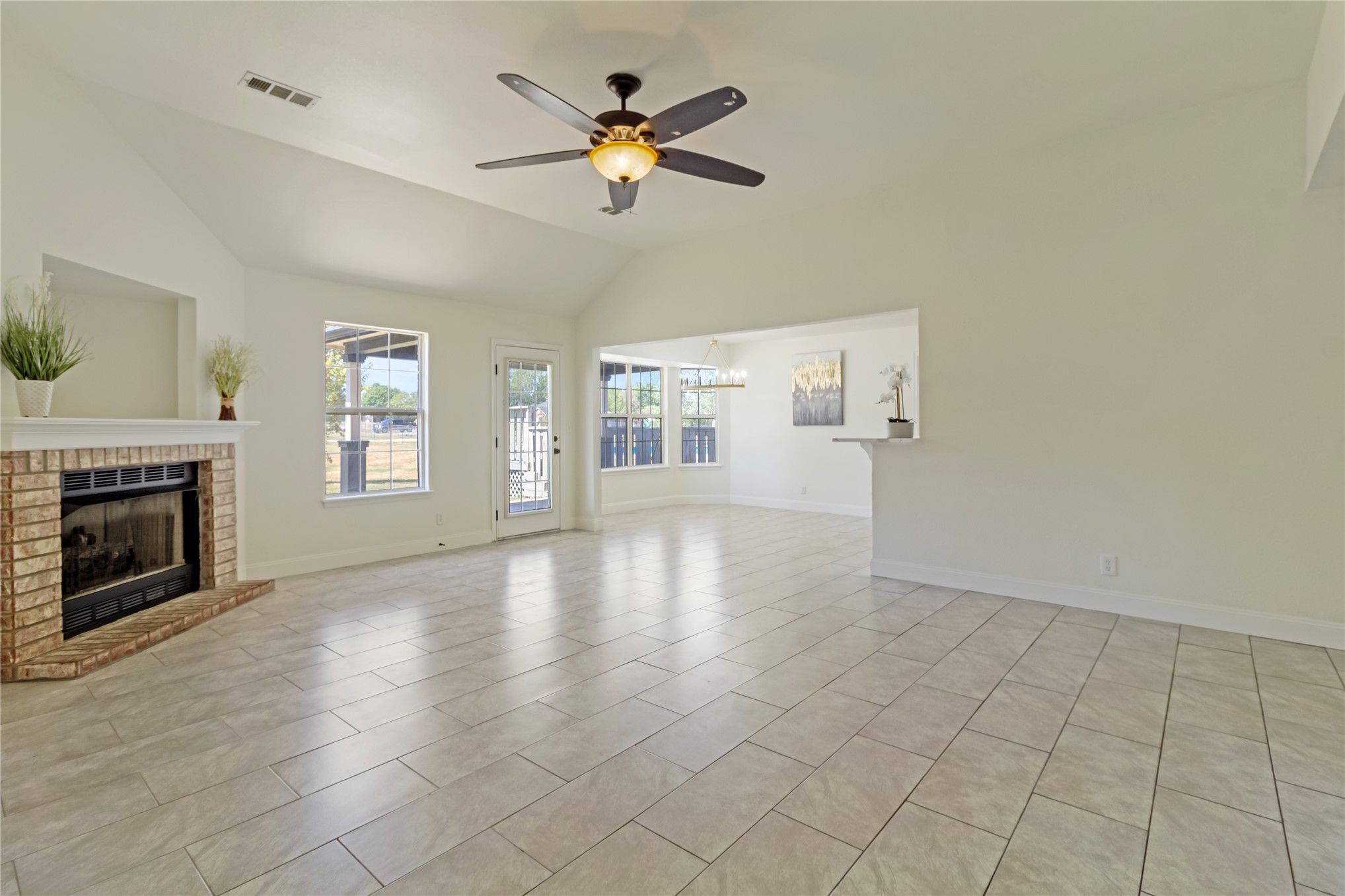 11976 N 158th East Avenue Collinsville OK 74021
