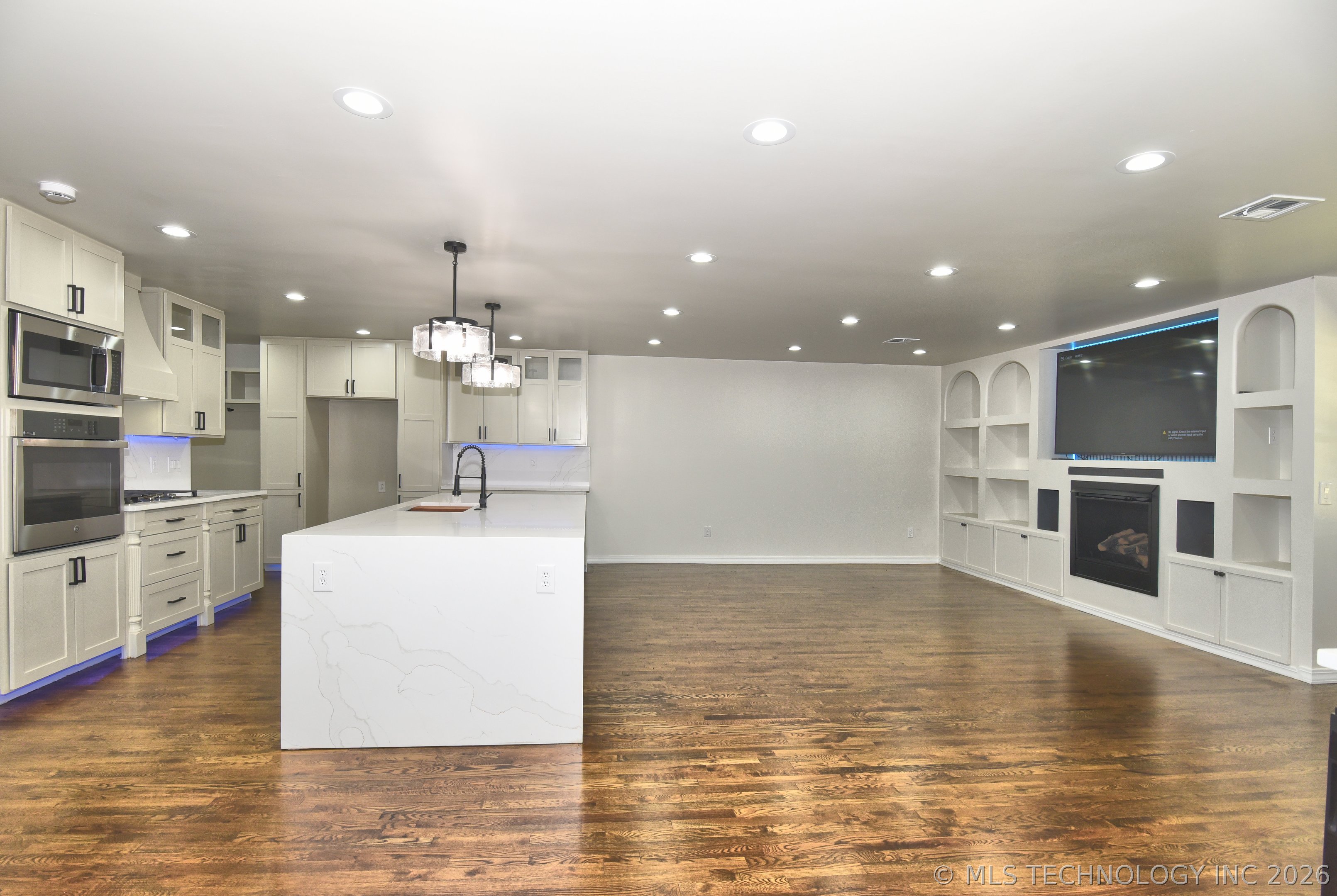 6213 E 49th Street Tulsa OK 74135