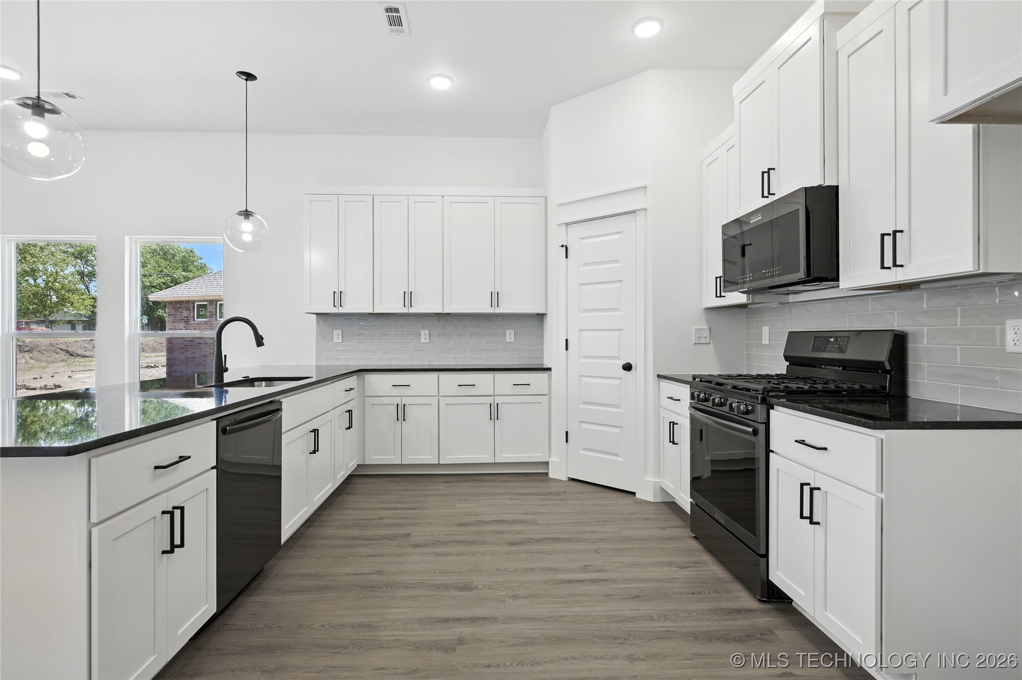 6203 N 30th Street Broken Arrow OK 74014