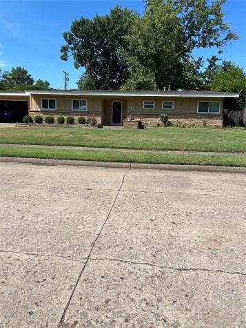 1761 E 60th Street Tulsa OK 74105