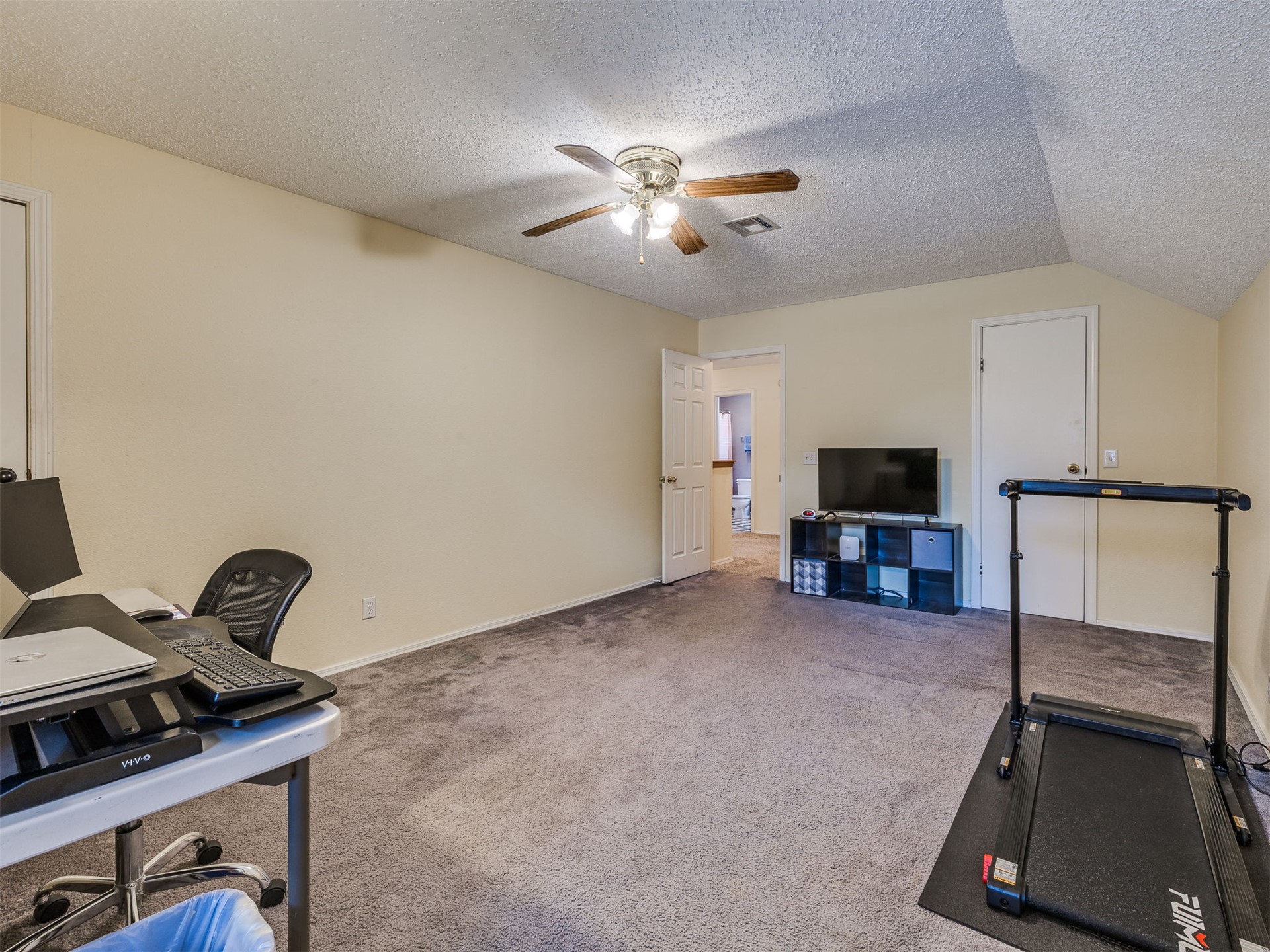 1202 W Los Angeles Circle Broken Arrow OK 74011