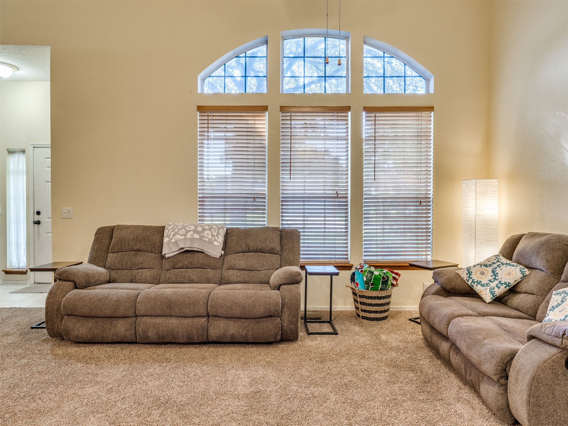 1202 W Los Angeles Circle Broken Arrow OK 74011