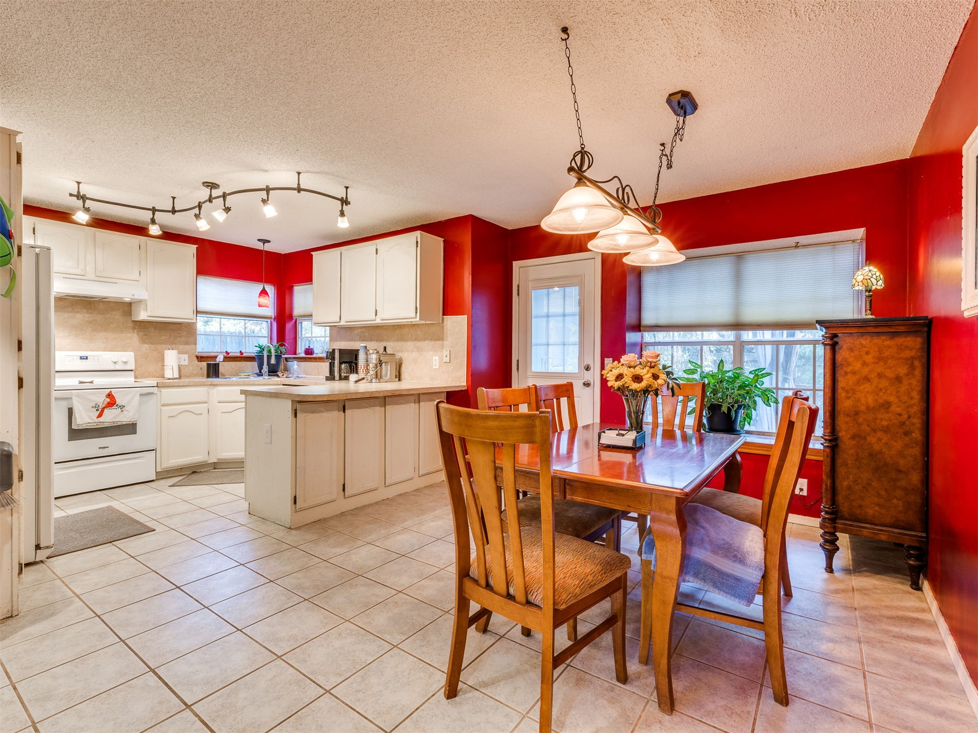 1202 W Los Angeles Circle Broken Arrow OK 74011